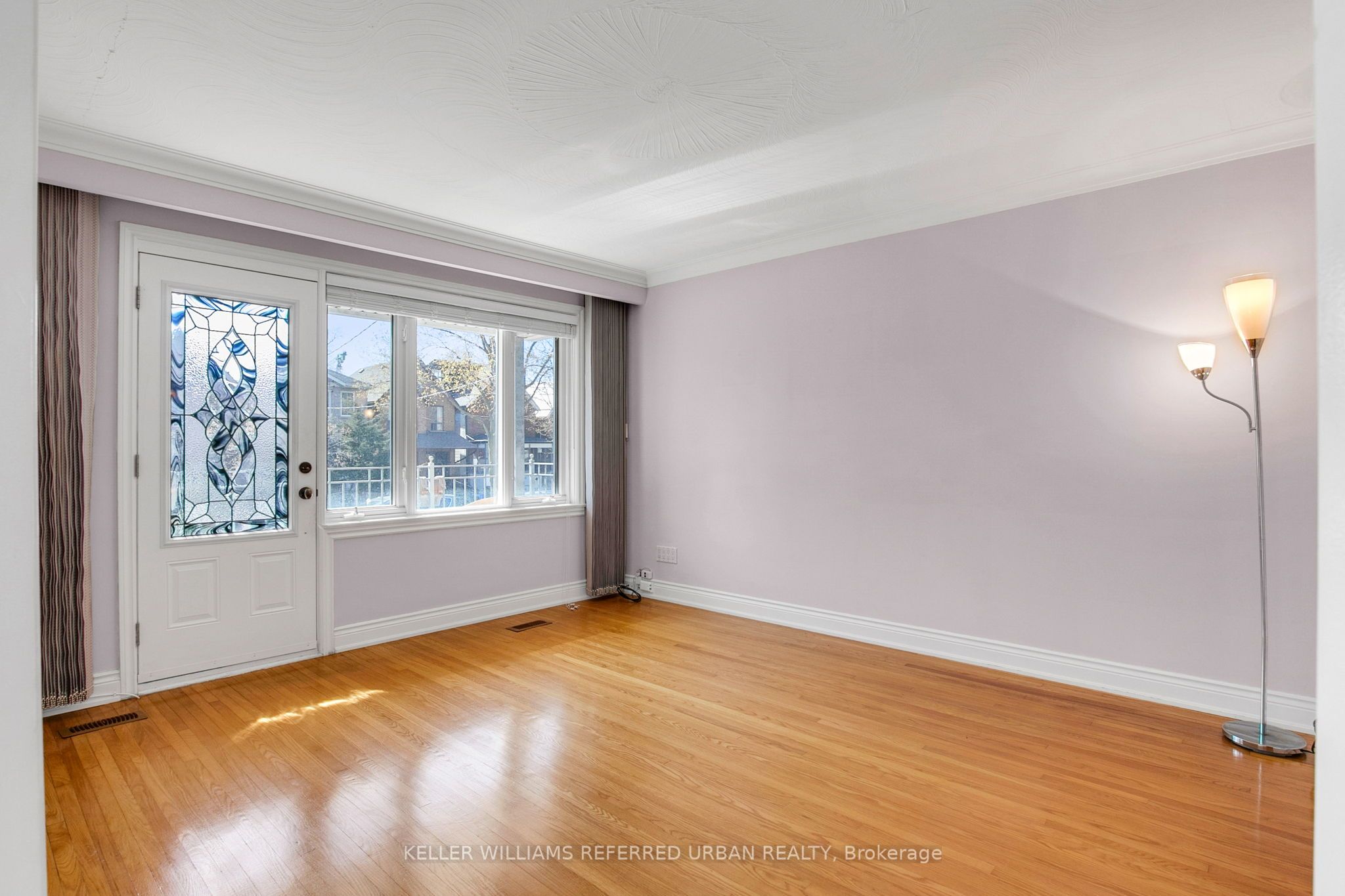 663 Brock Avenue, Toronto, ON M6H 3P1 photo 4