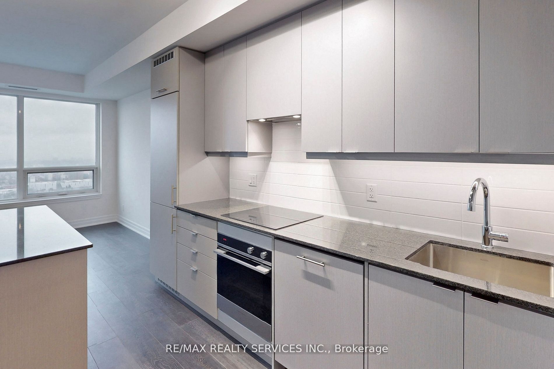 36 Elm Drive W 3406, Mississauga, ON L5B 0N3 photo 5
