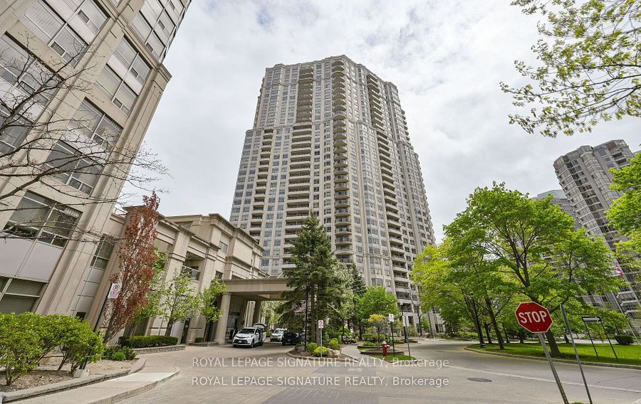 25 Kingsbridge Garden Circle 923, Mississauga, ON L5R 4B1 photo 2