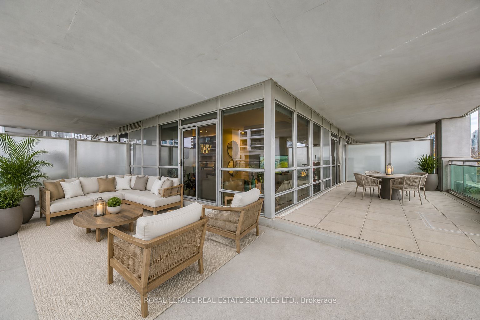 16 Brookers Lane 203, Toronto, ON M8V 0A5 photo 5