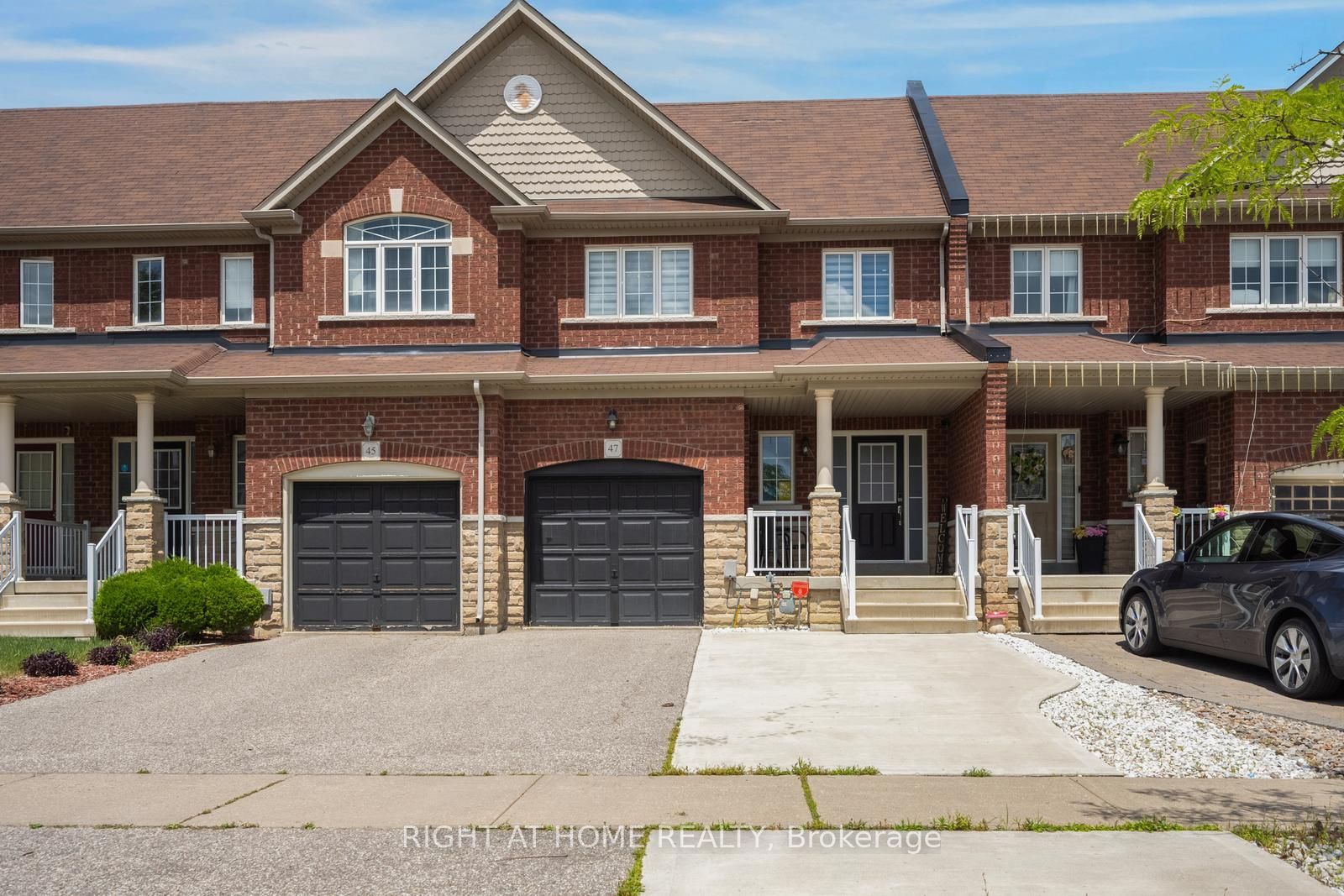 47 Oklahoma Drive, Brampton, ON L6P 3J7
