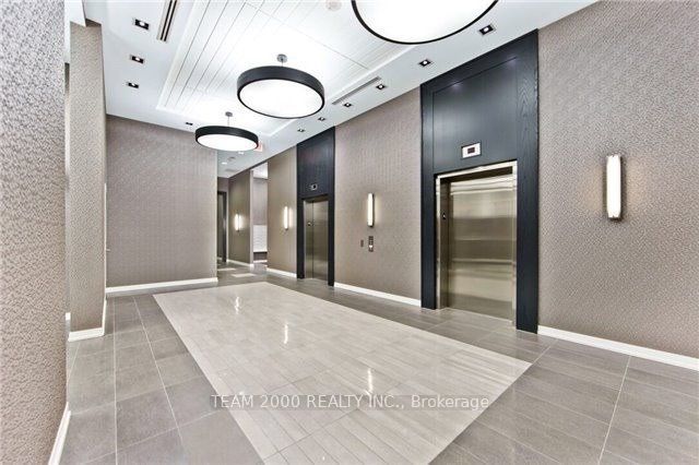 5101 Dundas Street 602, Toronto, ON M9A 5G8 photo 3