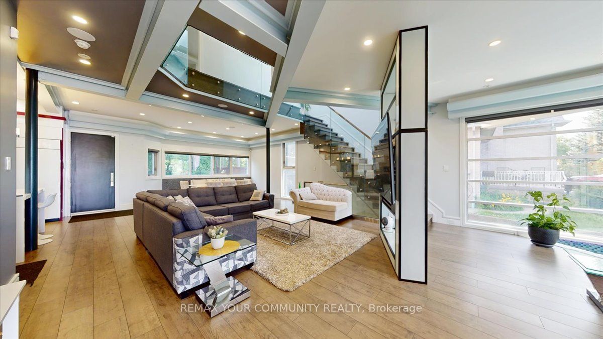 64 Aviemore Drive, Toronto, ON M9L 2L7 photo 5