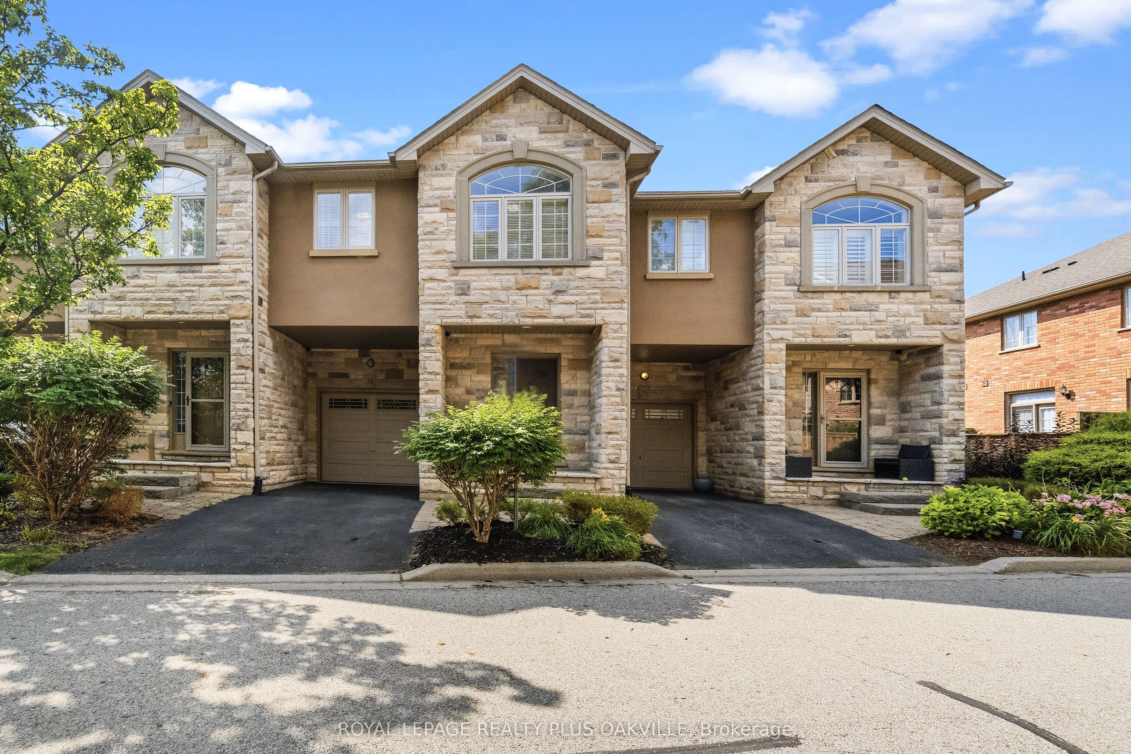 2282 Orchard Road 24, Burlington, ON L7L 0B5