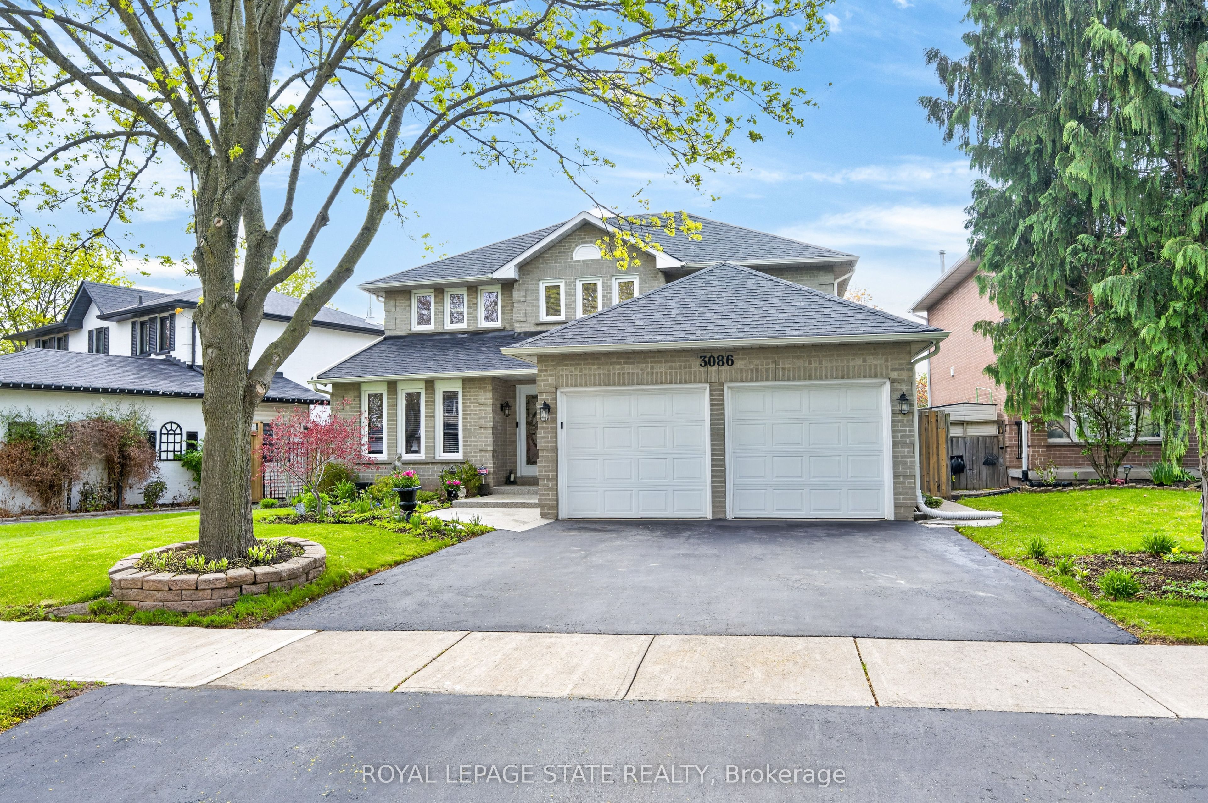 3086 Swansea Drive, Oakville, ON L6L 6H6