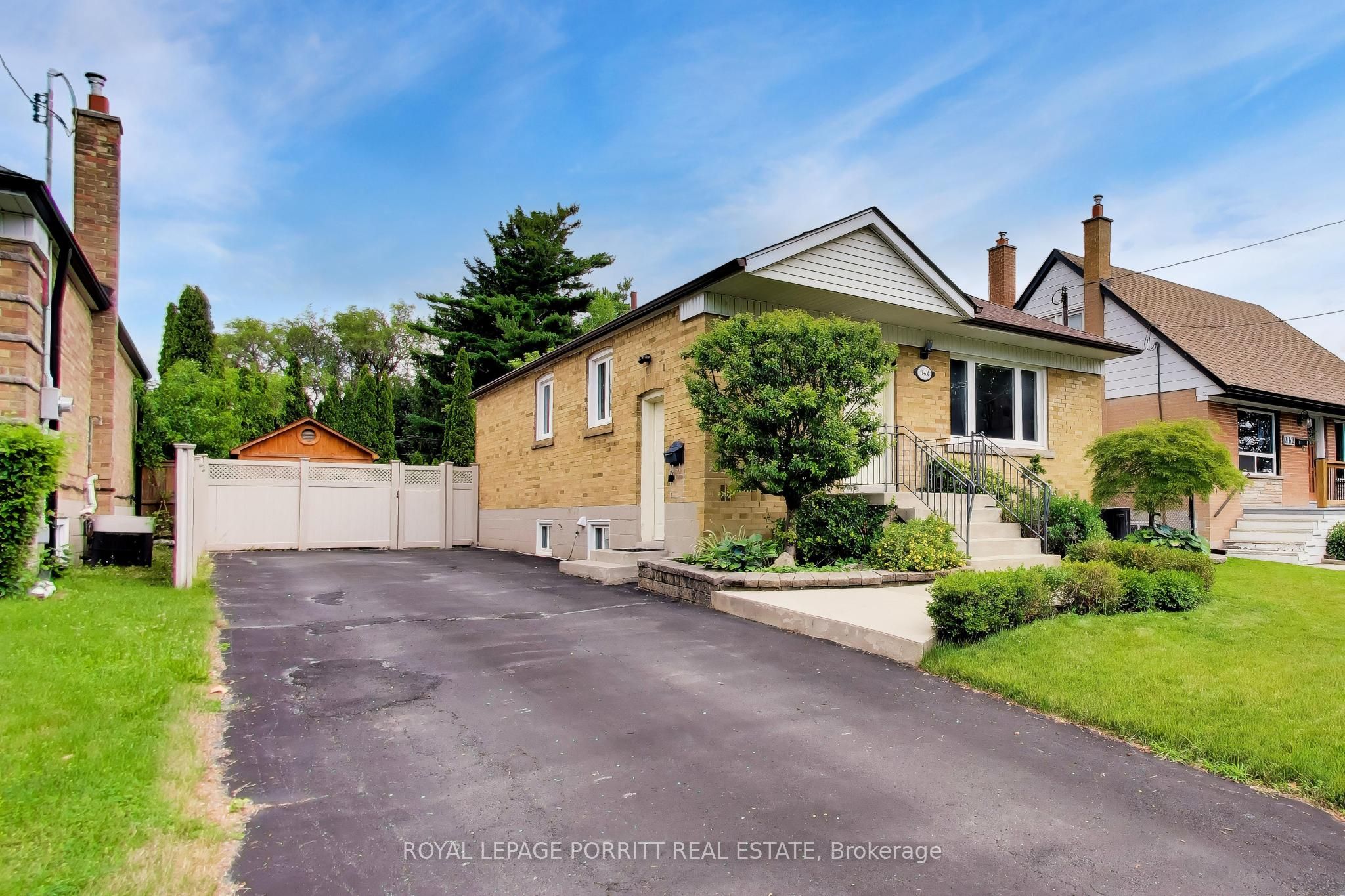 344 Rimilton Avenue, Toronto, ON M8W 2E6 photo 3