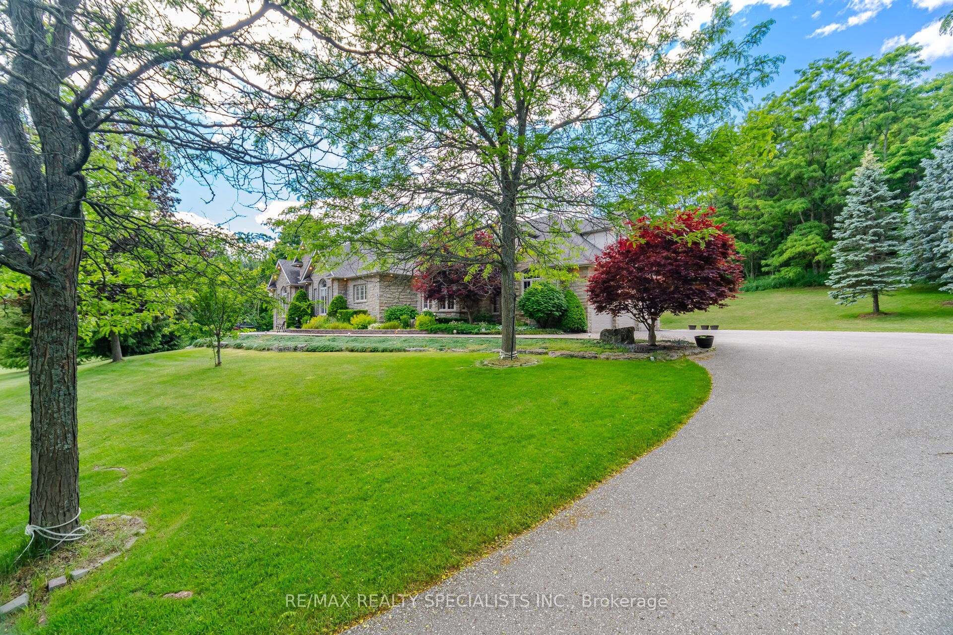 10 Valley Hill Drive, Caledon, ON L7E 0B8 photo 5