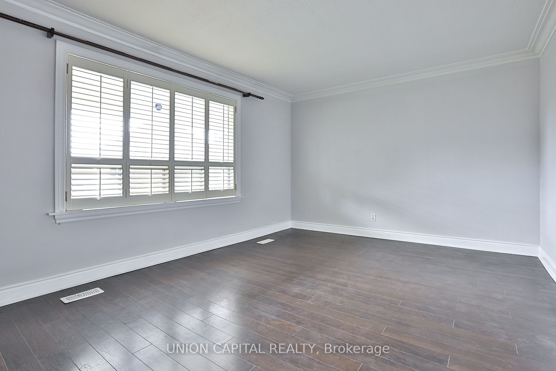 38 Claver Avenue, Toronto, ON M6B 2V8 photo 5