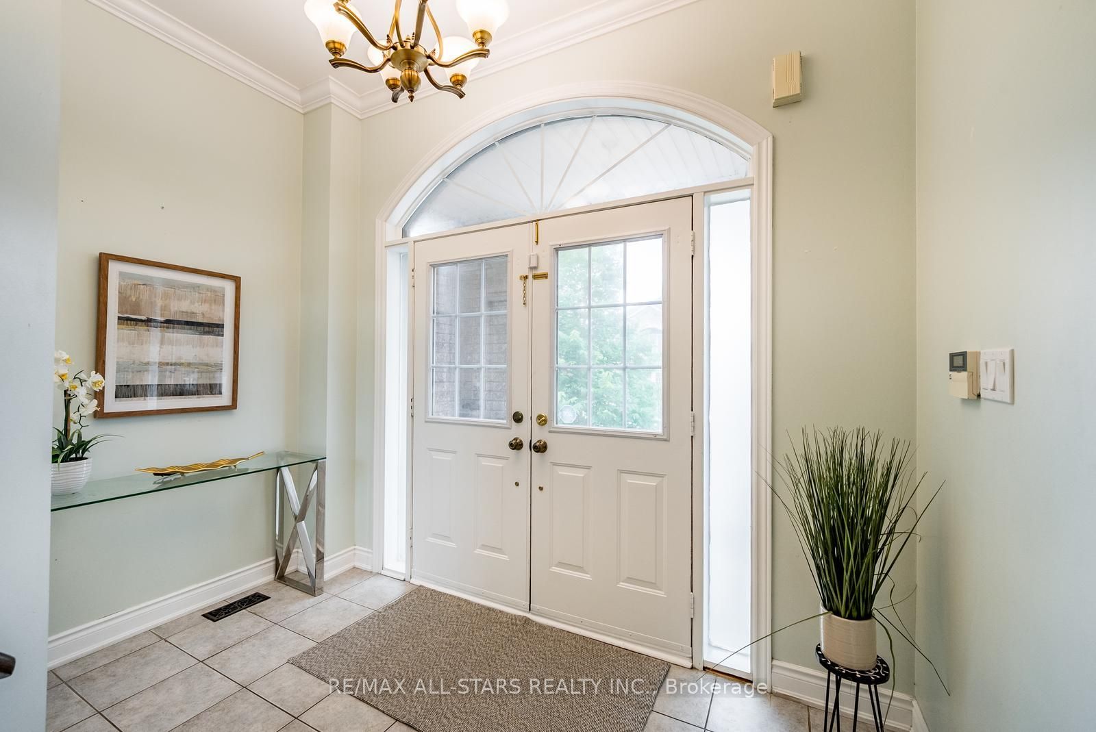 9 Flatbush Lane, Brampton, ON L7A 2R6 photo 4
