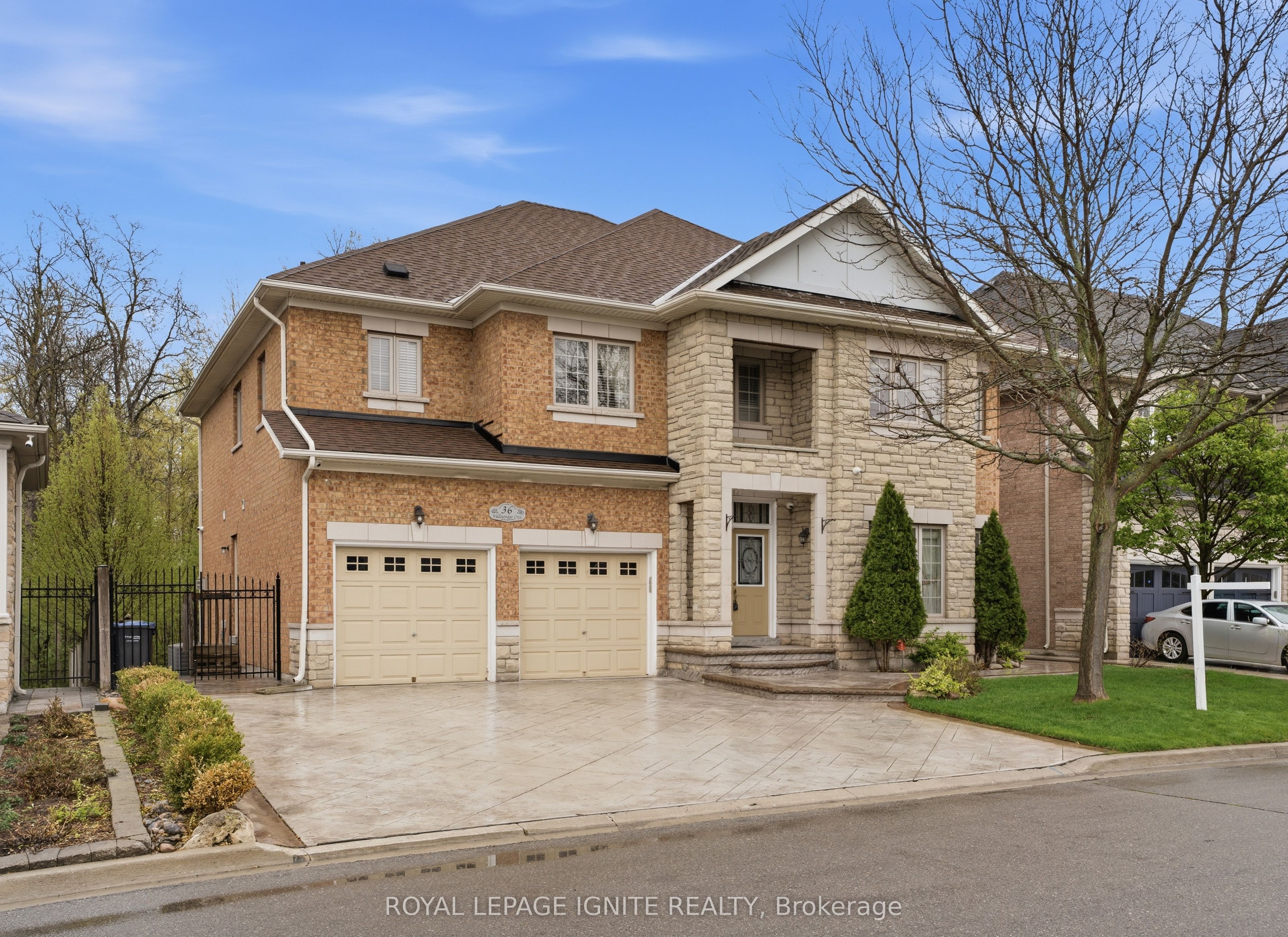 36 Valleyridge Crescent, Brampton, ON L6P 2C8 photo 3