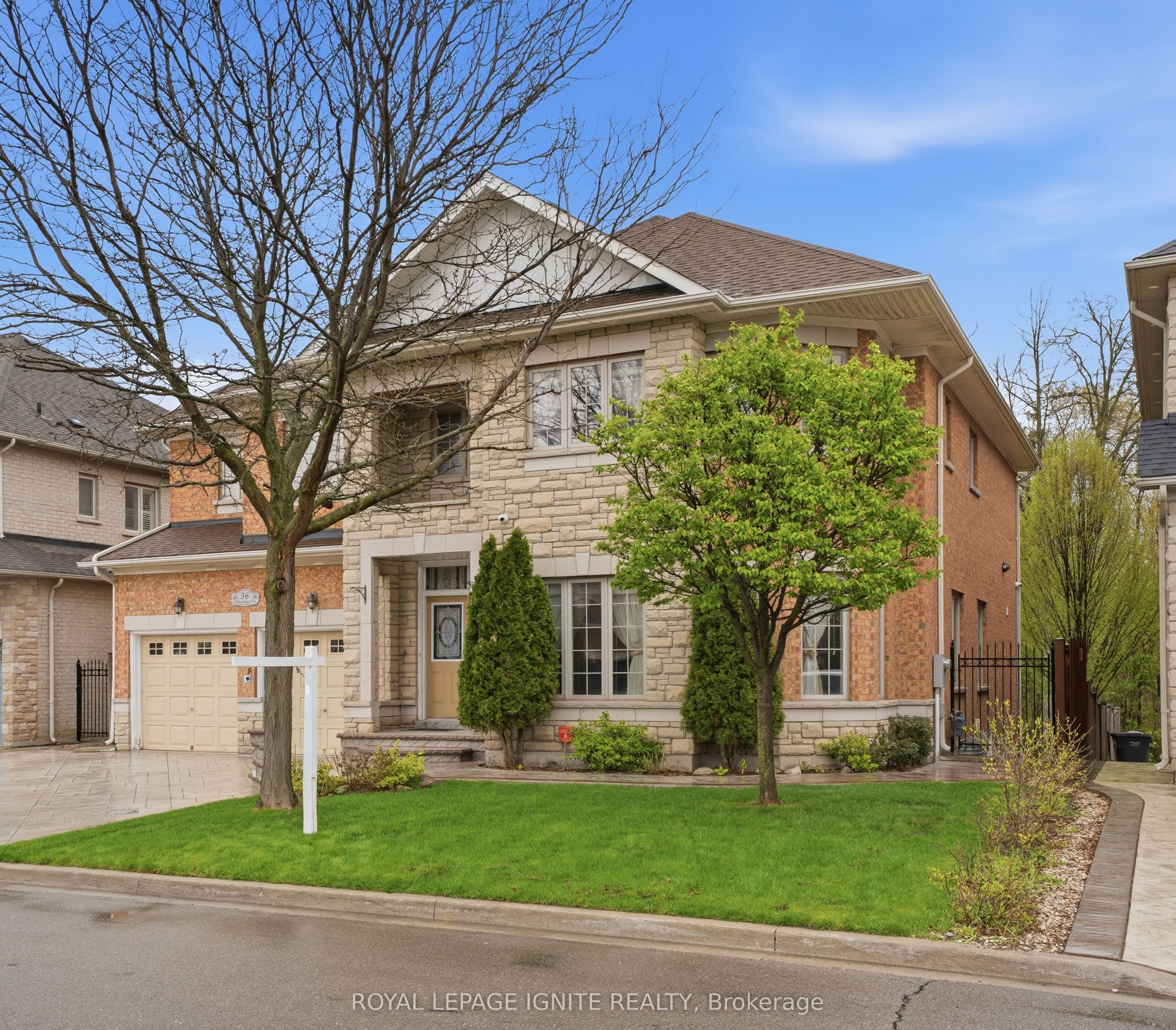 36 Valleyridge Crescent, Brampton, ON L6P 2C8 photo 4
