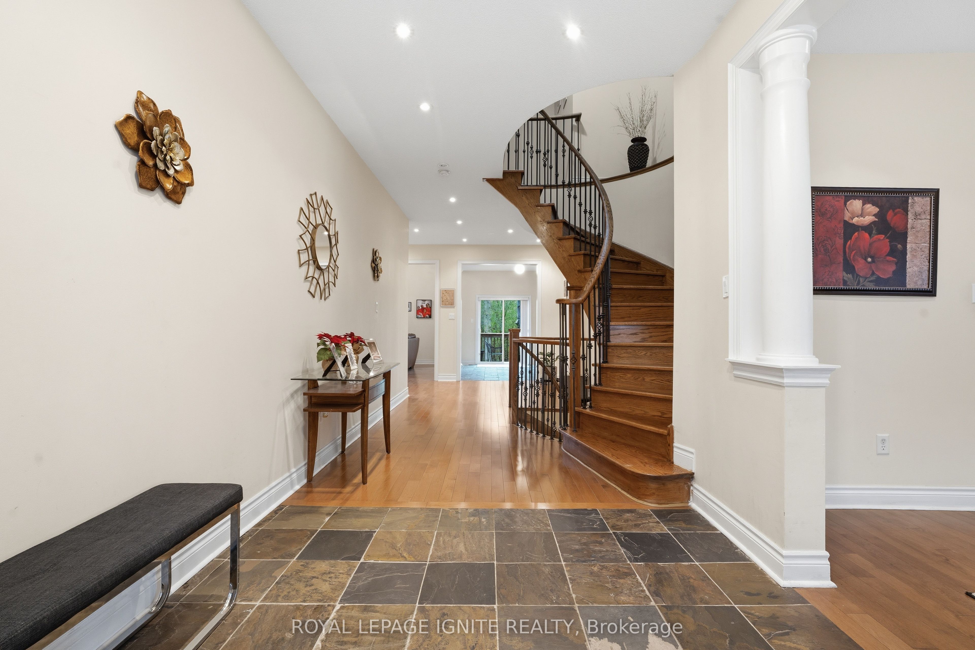 36 Valleyridge Crescent, Brampton, ON L6P 2C8 photo 5