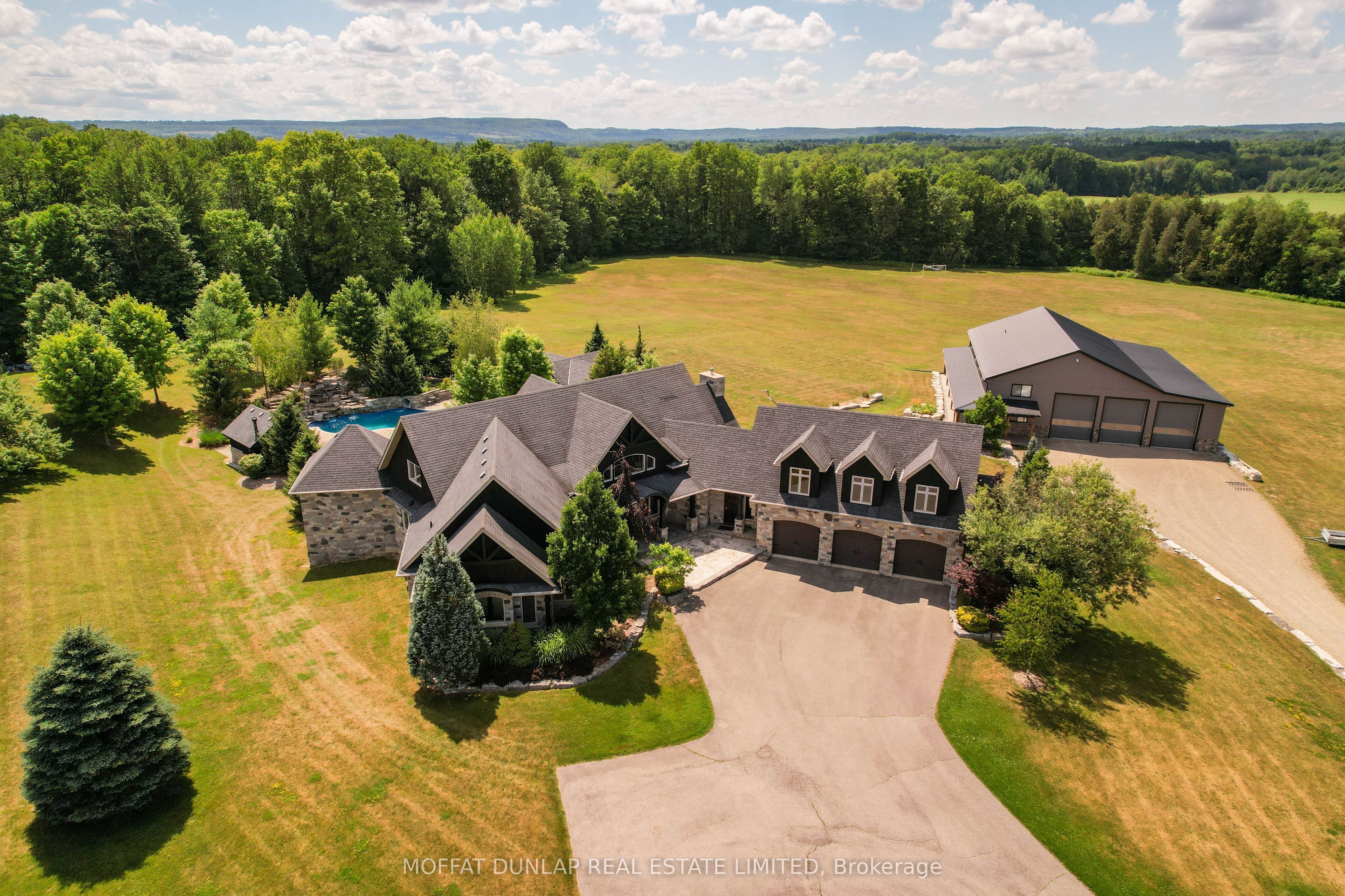 15520 Horseshoe Hill Road, Caledon, ON L7C 2N3 photo 2