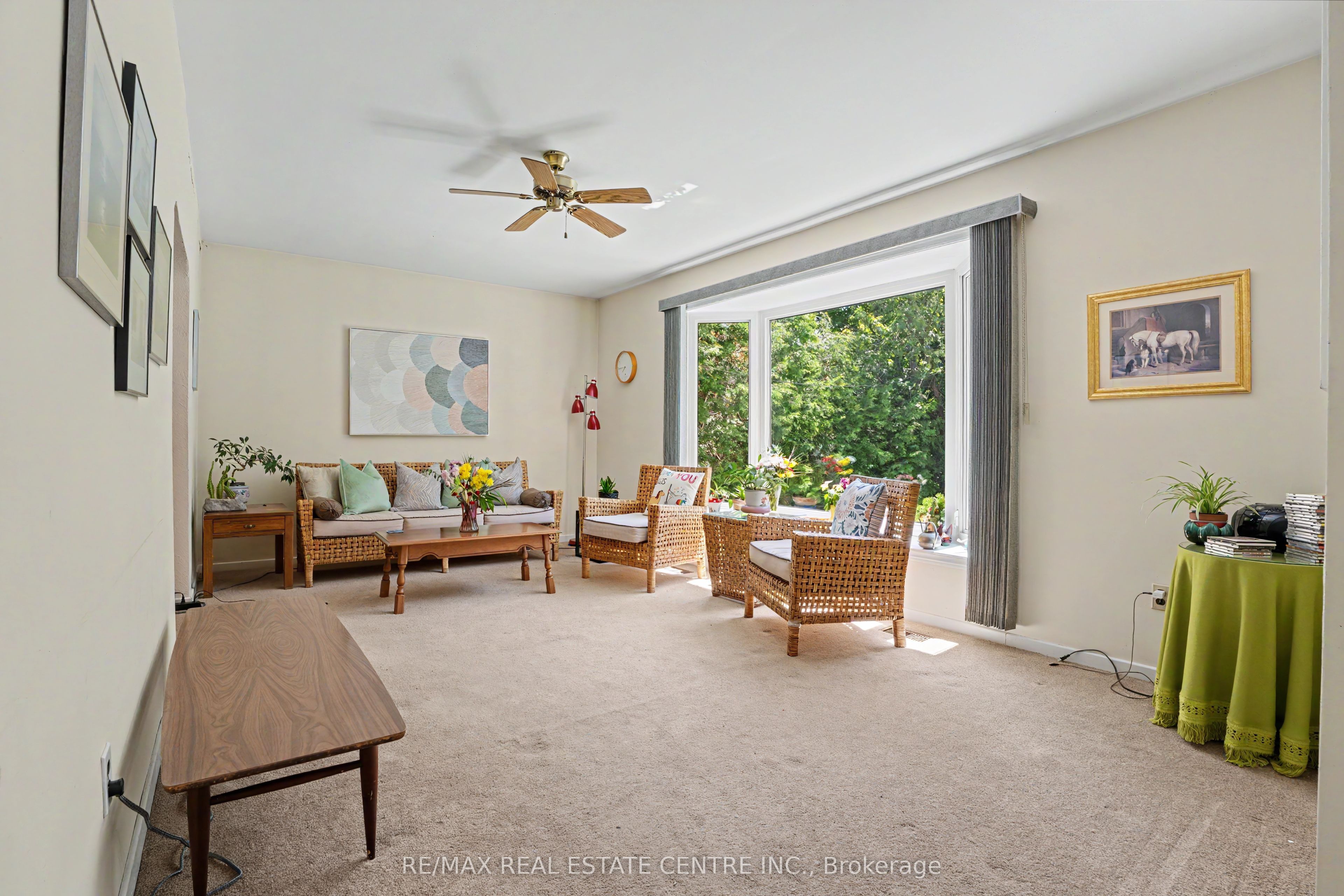 2068 Wellington Avenue, Burlington, ON L7R 1P3 photo 5