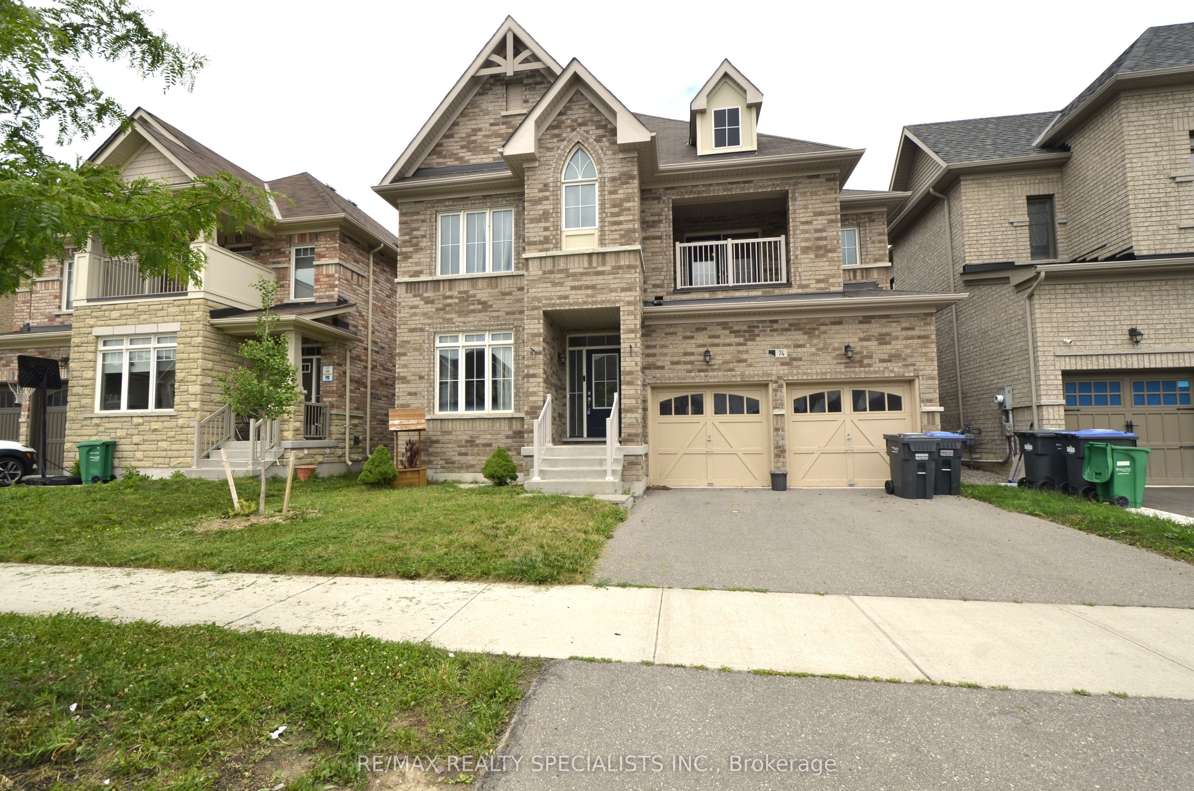 74 Dotchson Avenue, Caledon, ON L7C 4G7 photo 2