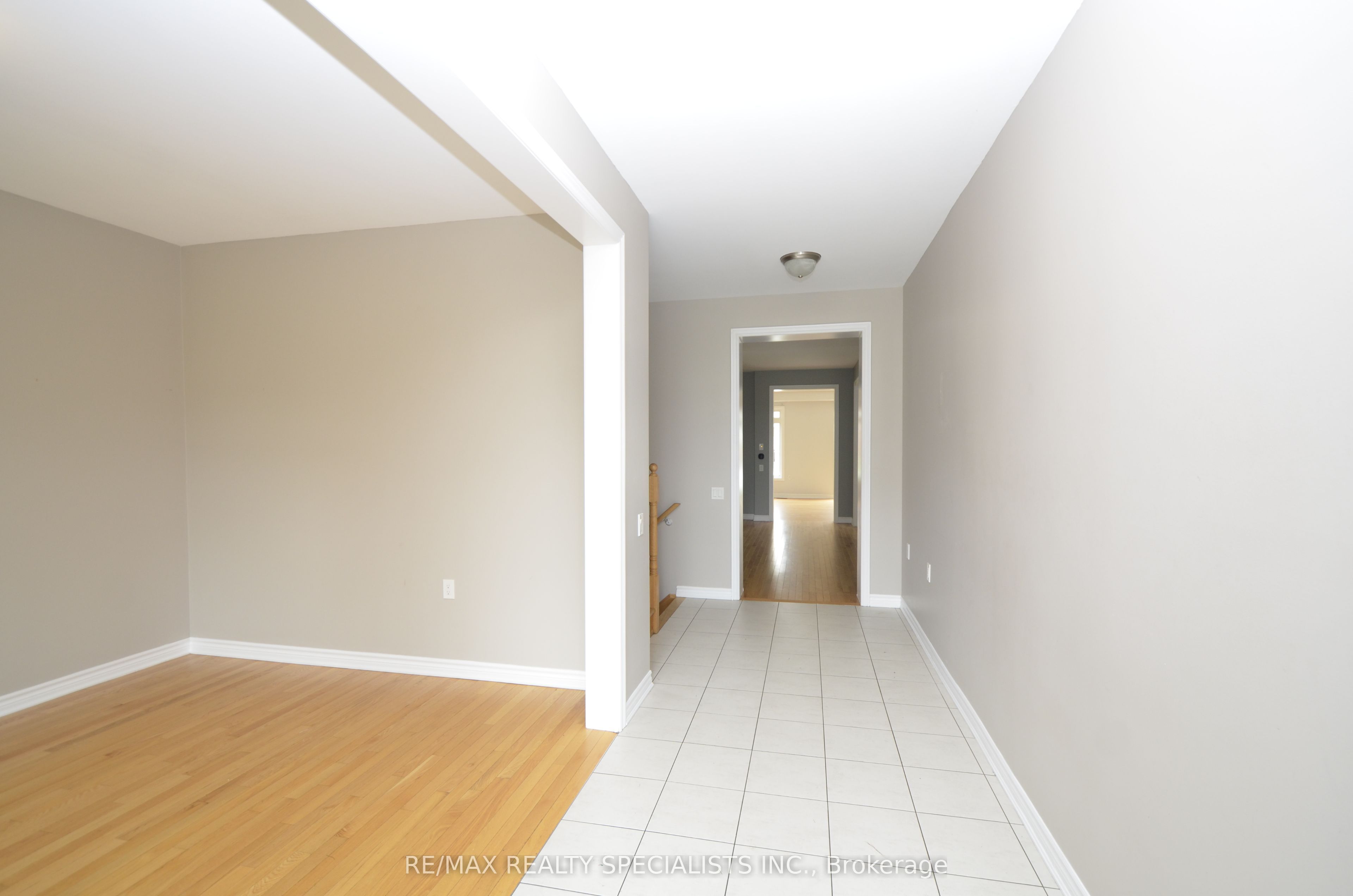 74 Dotchson Avenue, Caledon, ON L7C 4G7 photo 4