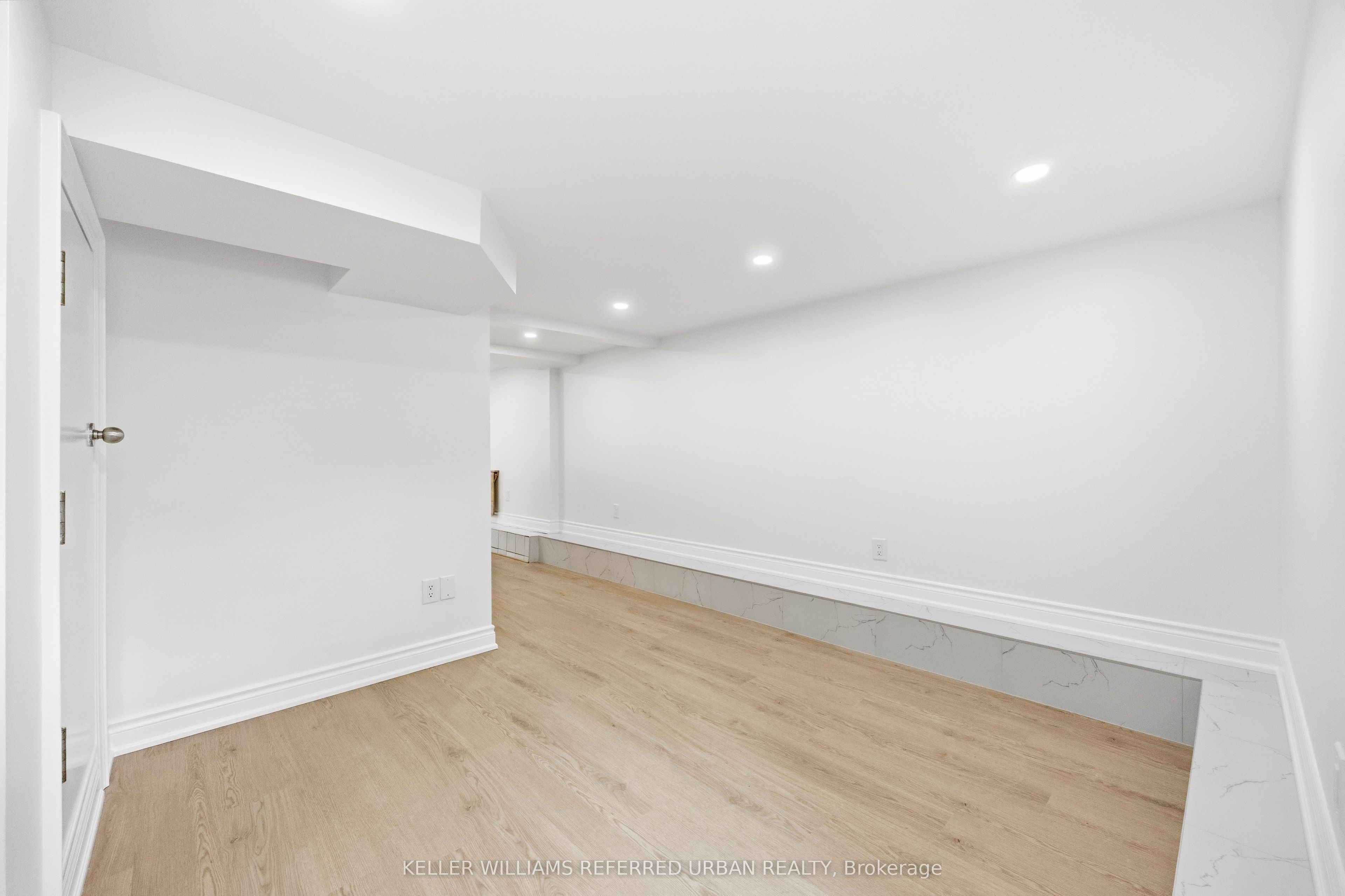 54 Gwynne Avenue Basement, Toronto, ON M6K 2C4 photo 4