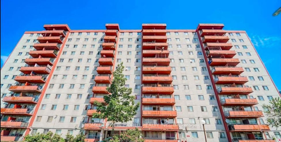 50 Lotherton Pathway 1114, Toronto, ON M6B 2G7