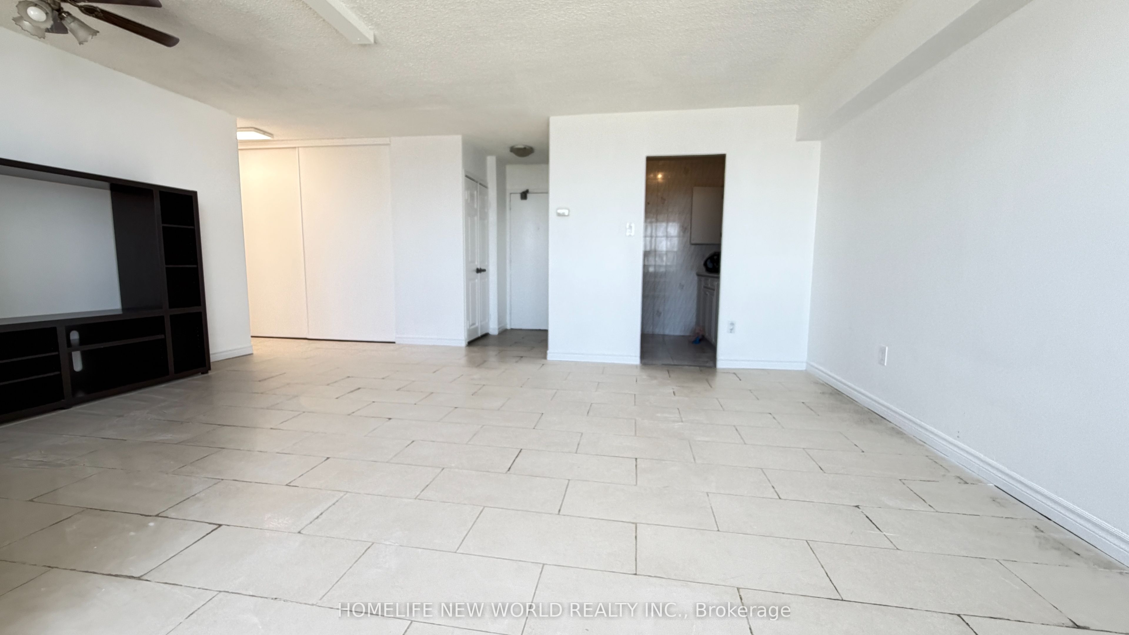 50 Lotherton Pathway 1114, Toronto, ON M6B 2G7 photo 5