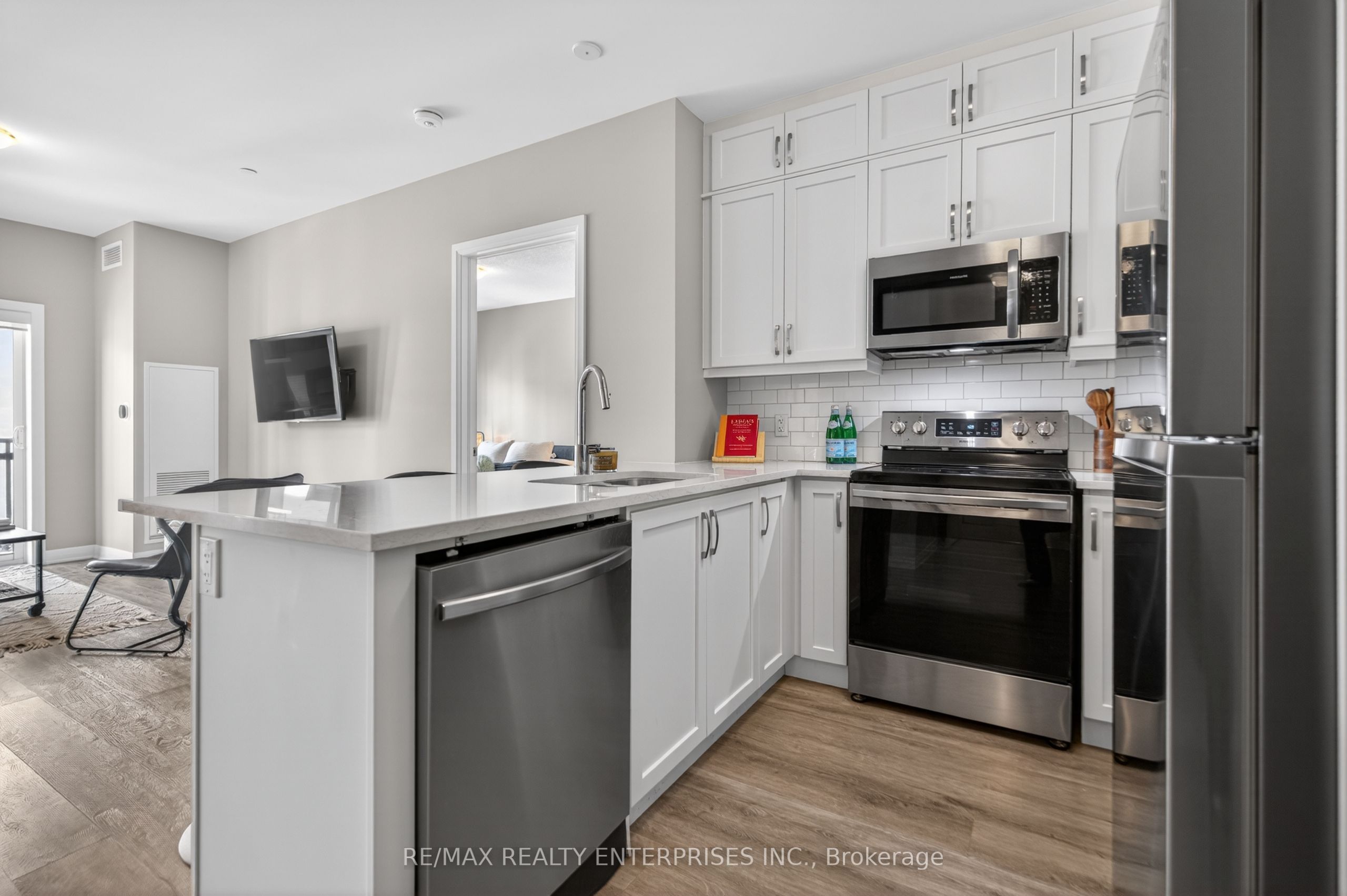 102 Grovewood Common 510, Oakville, ON L9H 0X2 photo 5