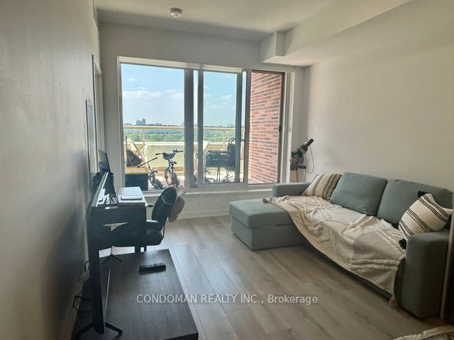 1787 St Clair Avenue W 713, Toronto, ON M6N 0B7 photo 2