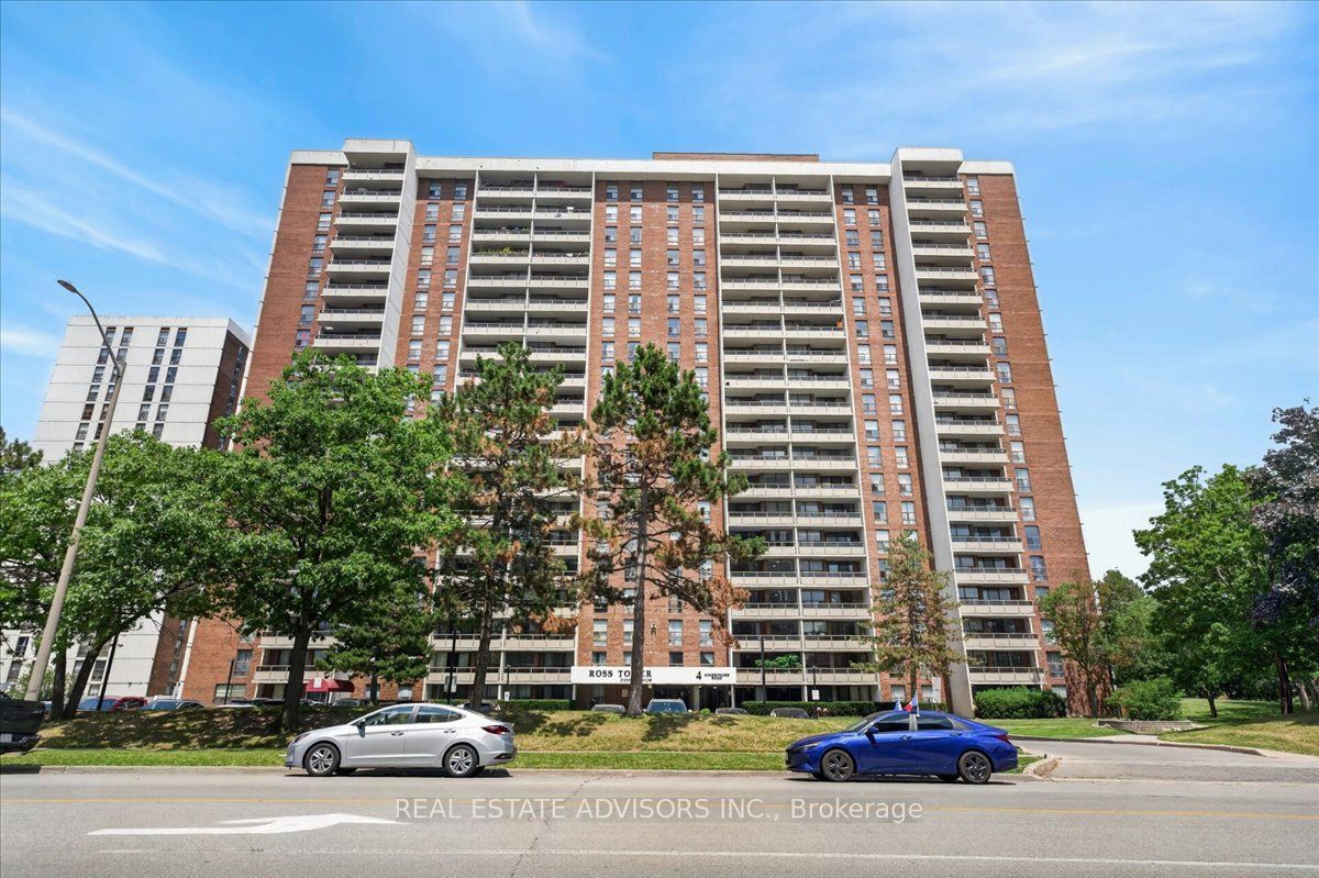 4 Kings Cross Road 1206, Brampton, ON L6T 3X8