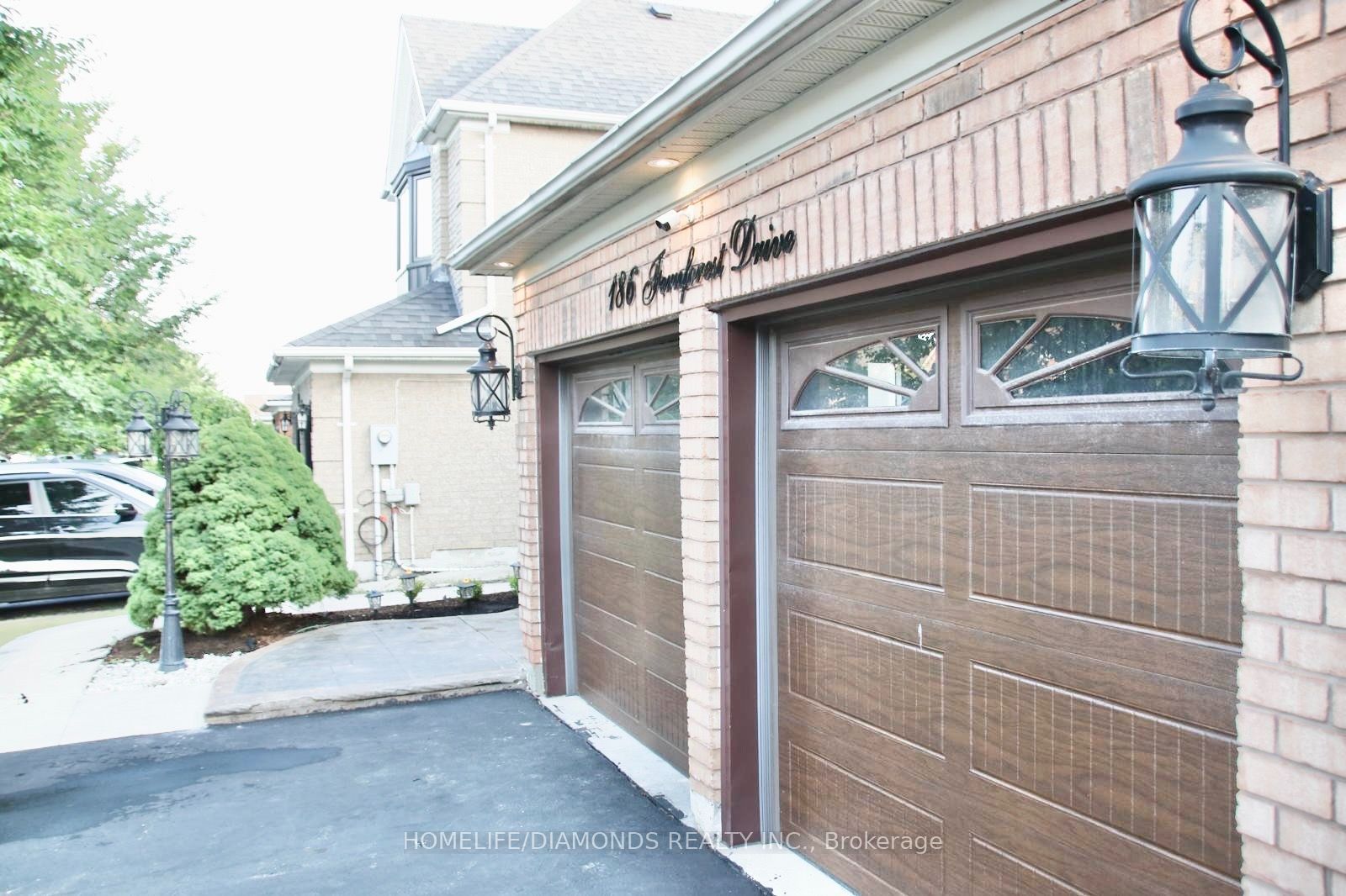 186 FERNFOREST Drive, Brampton, ON L6R 1T7 photo 4