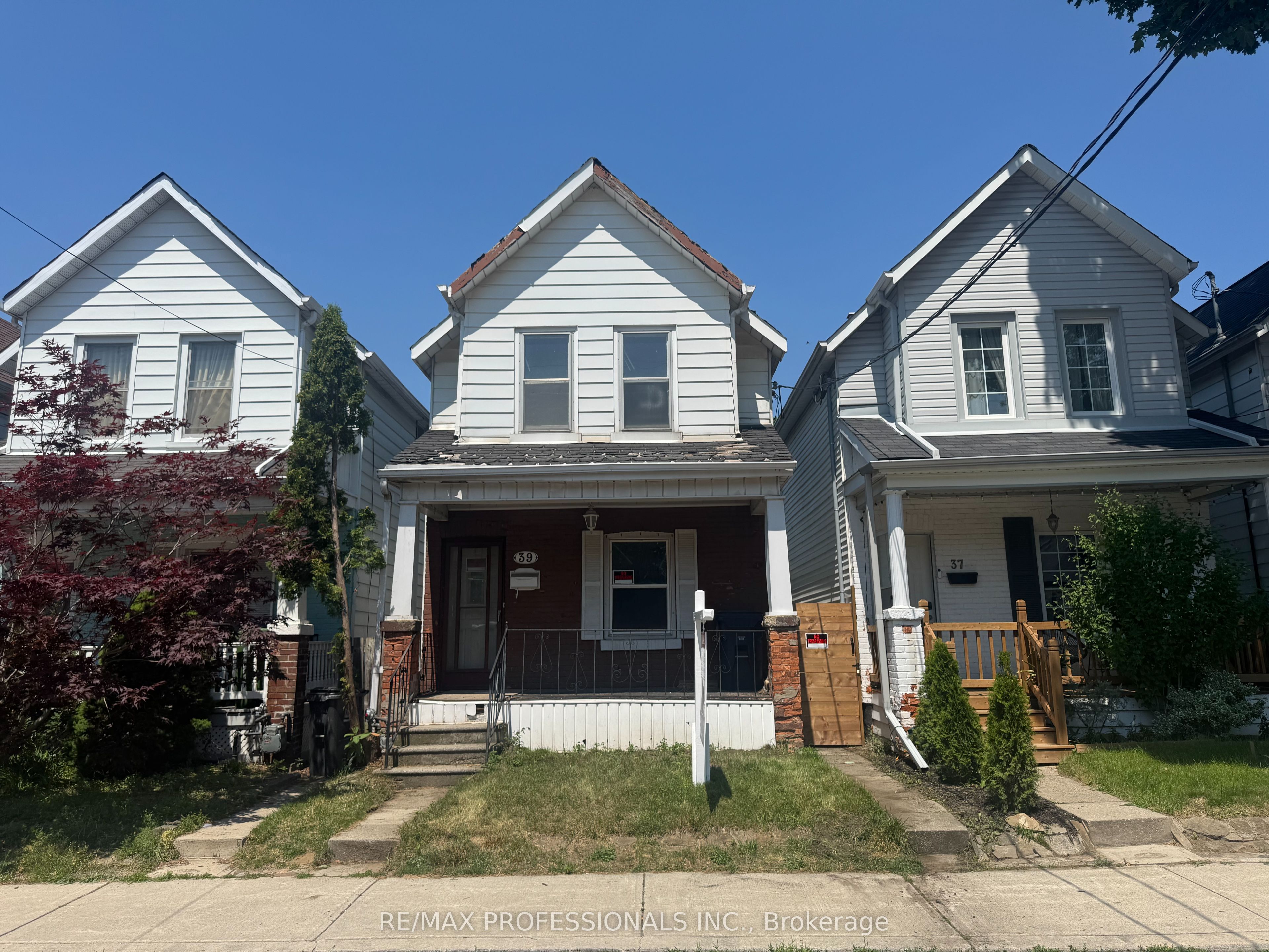 39 Holley Avenue, Toronto, ON M9N 2C4 photo 2