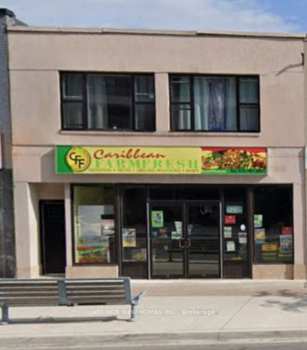 1598 Eglinton Avenue W 2, Toronto, ON M6E 2G8 photo 3