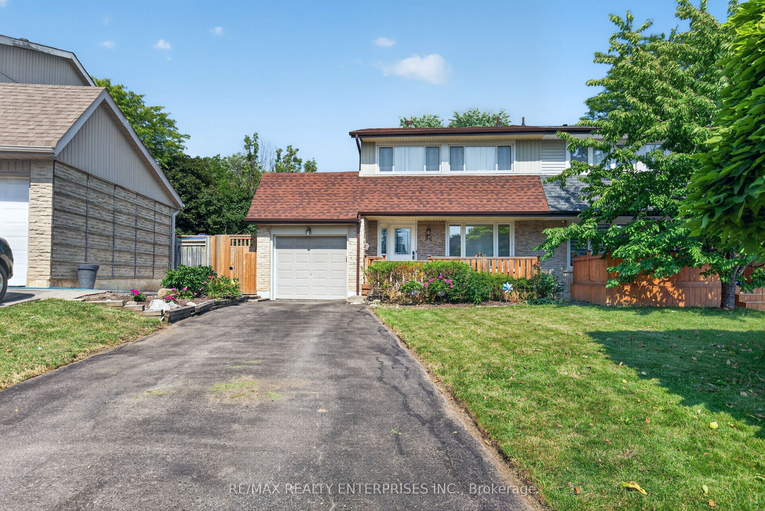 86 Bow River Crescent, Mississauga, ON L5N 1J2