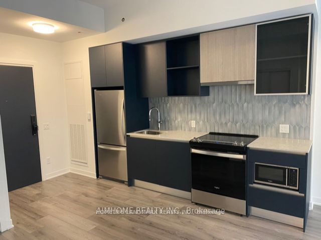 405 Dundas Street W 520, Oakville, ON L6M 5P9 photo 2