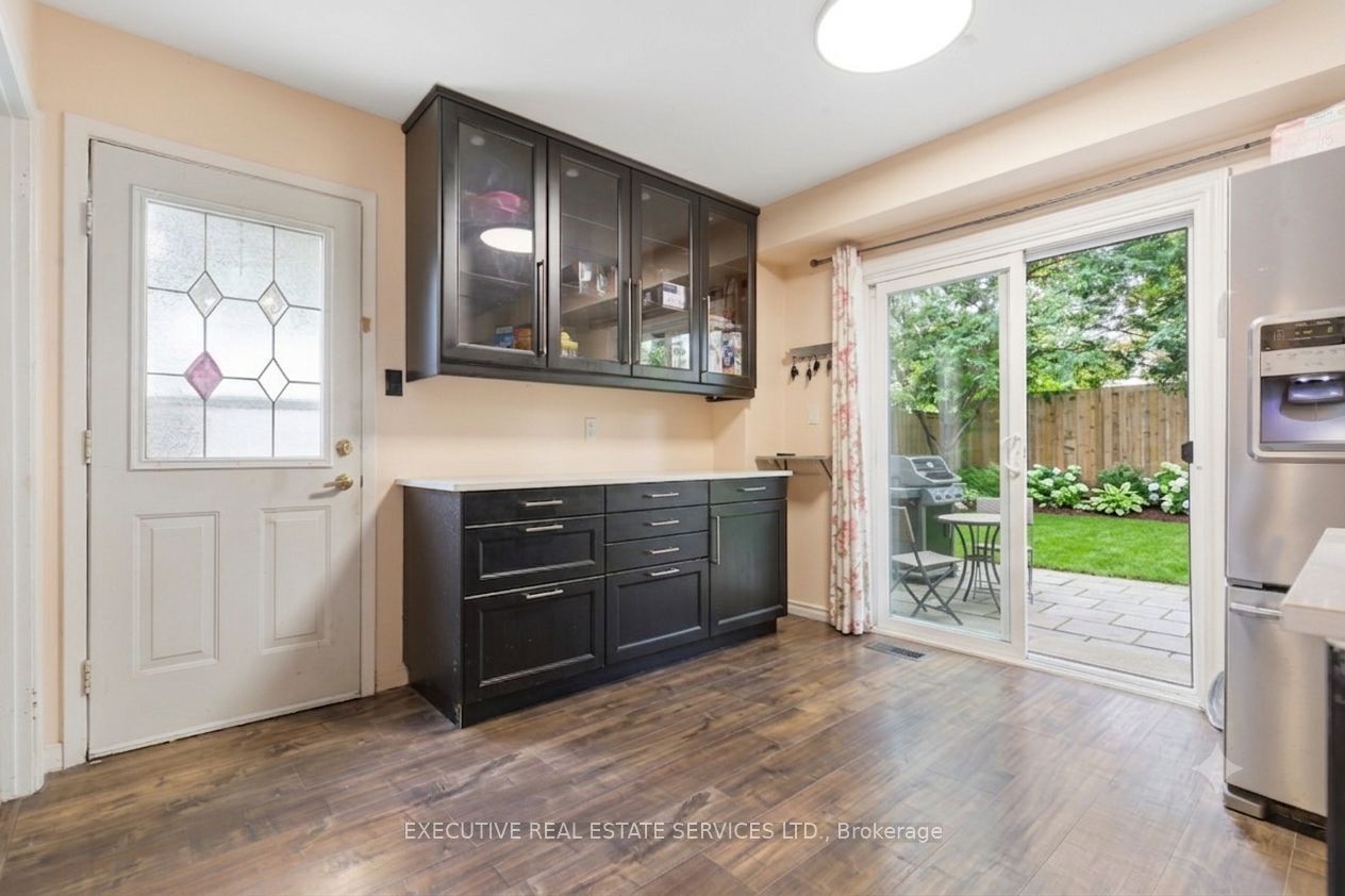 60 Chipwood Crescent, Brampton, ON L6V 2E5 photo 4