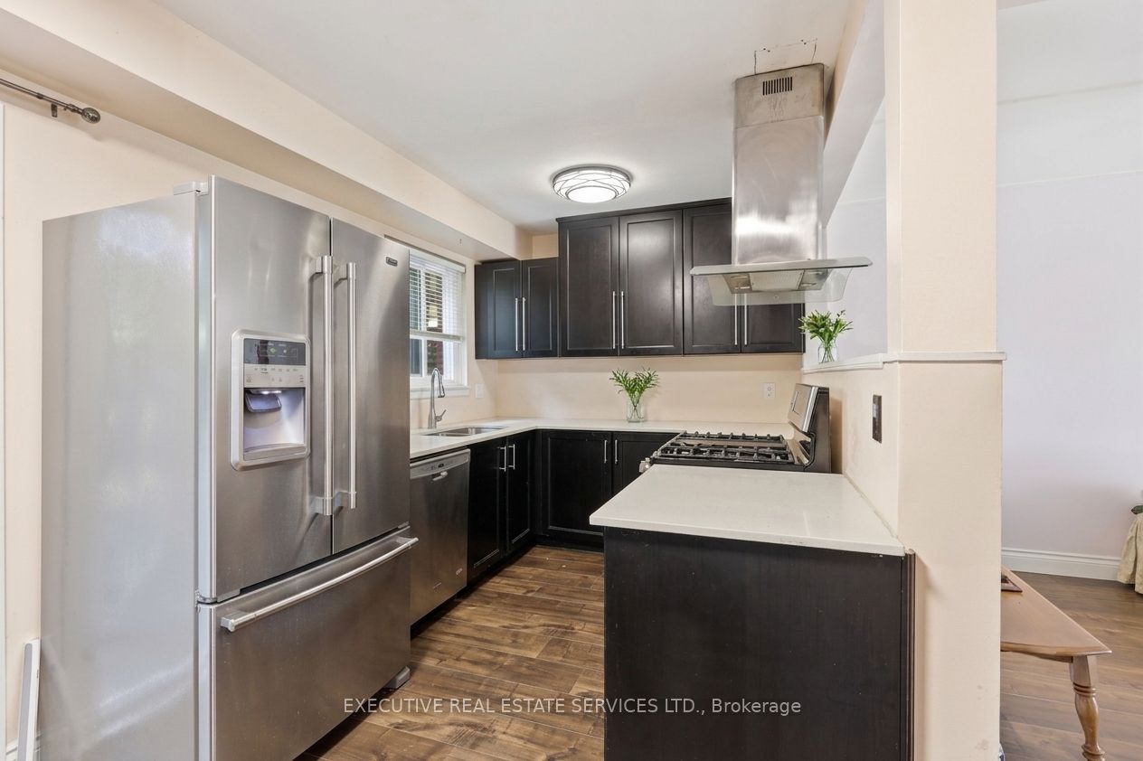 60 Chipwood Crescent, Brampton, ON L6V 2E5 photo 5