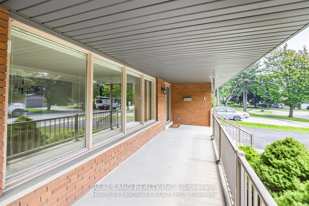 274 Timothy Court Upper, Mississauga, ON L5G 2B4 photo 5