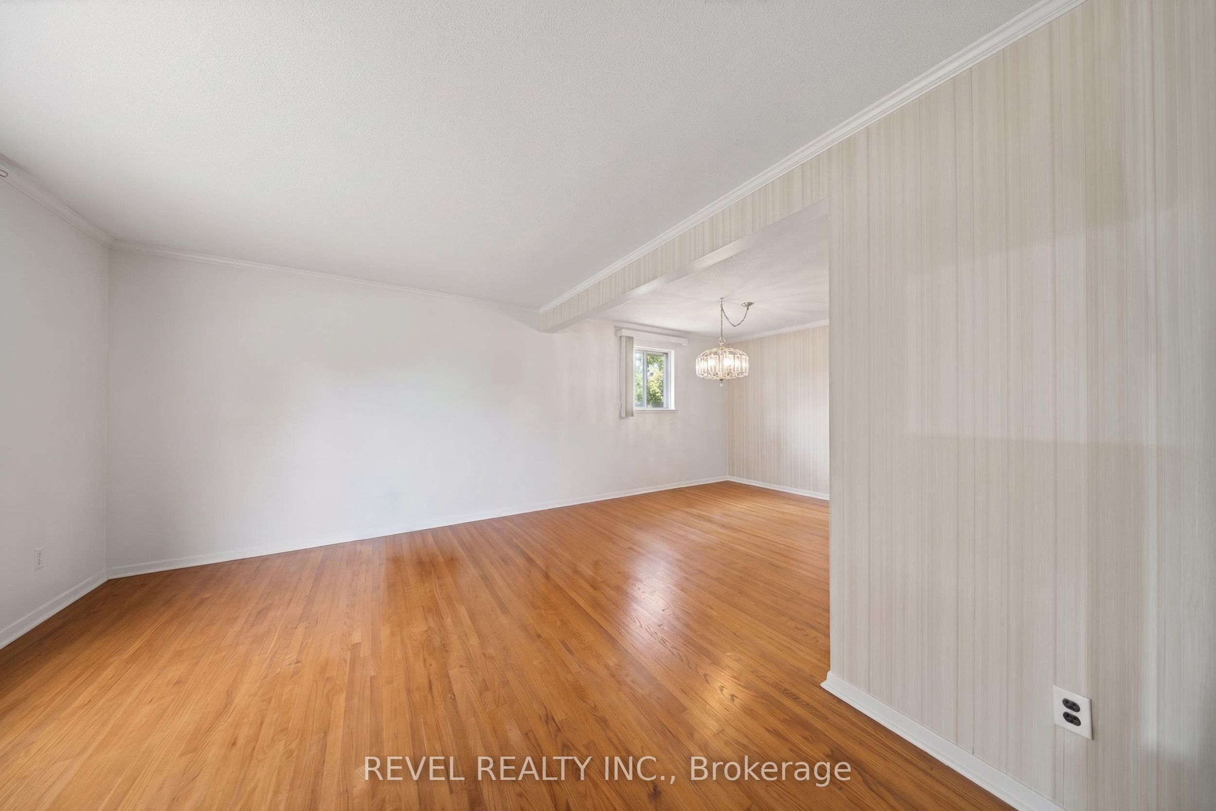 9 Deloraine Drive, Brampton, ON L6T 1T5 photo 5