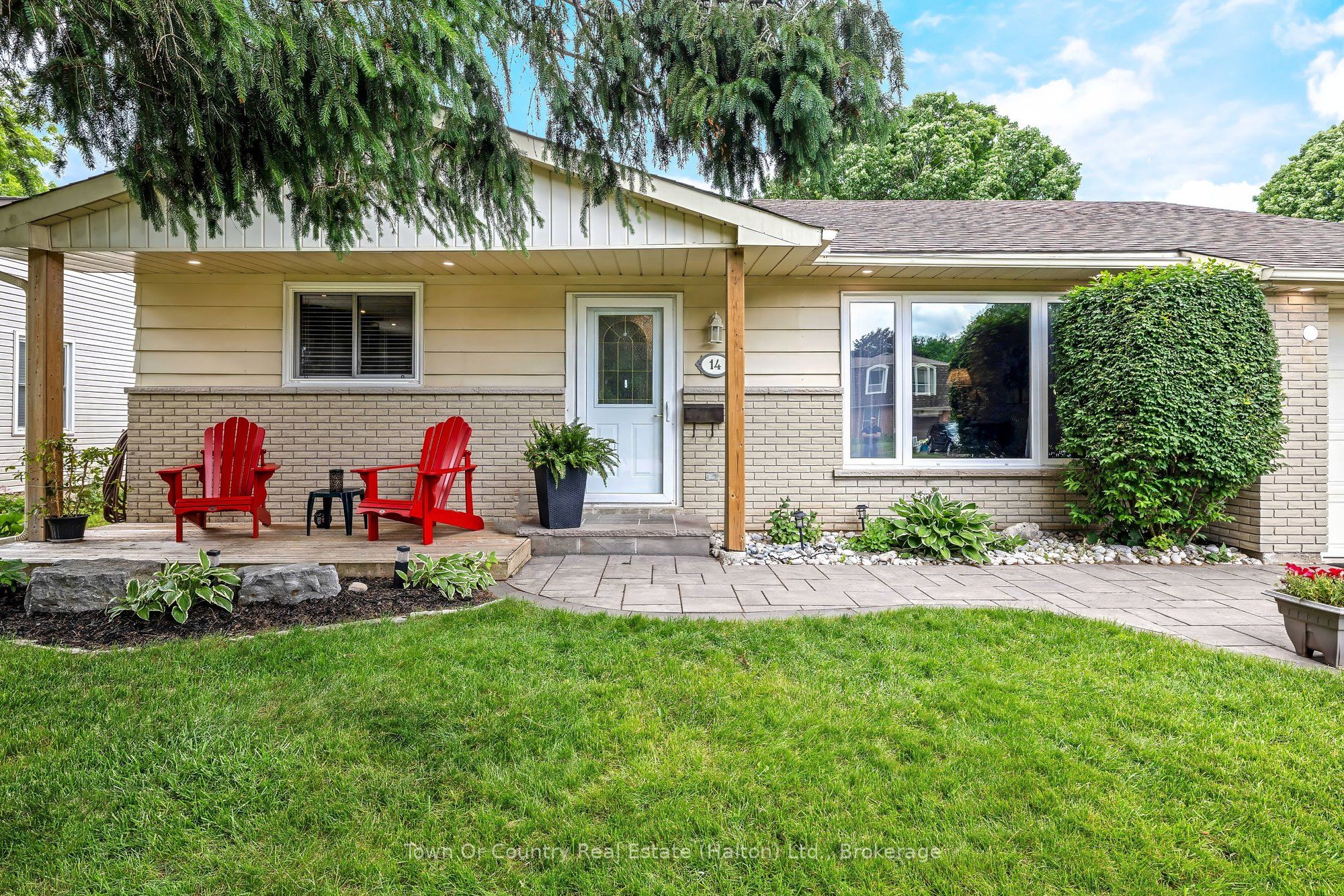 14 Rosemary Road, Halton Hills, ON L7J 1E8 photo 4