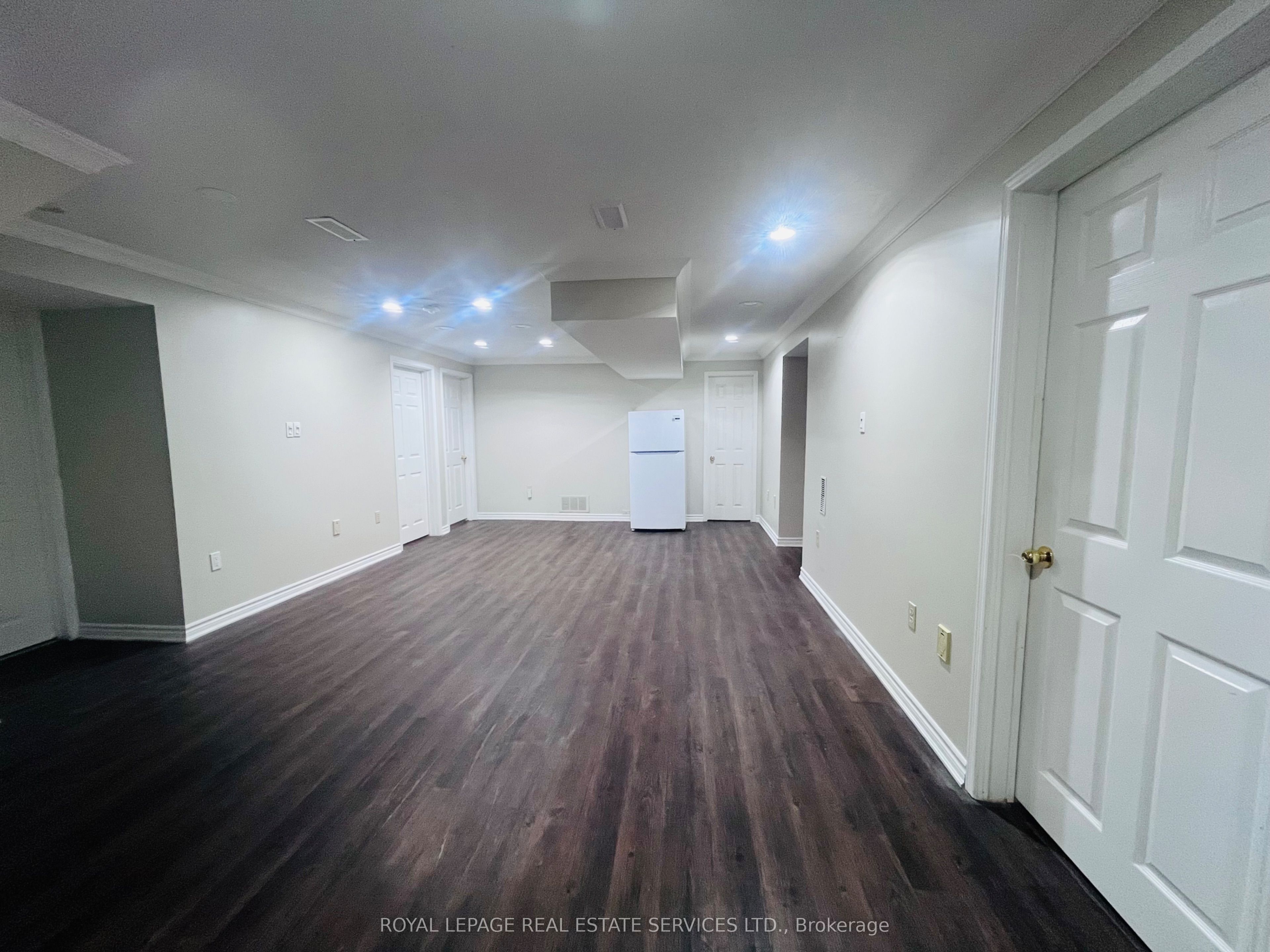 1231 Bonnybank Court Bsmt, Oakville, ON L6M 1V7 photo 4