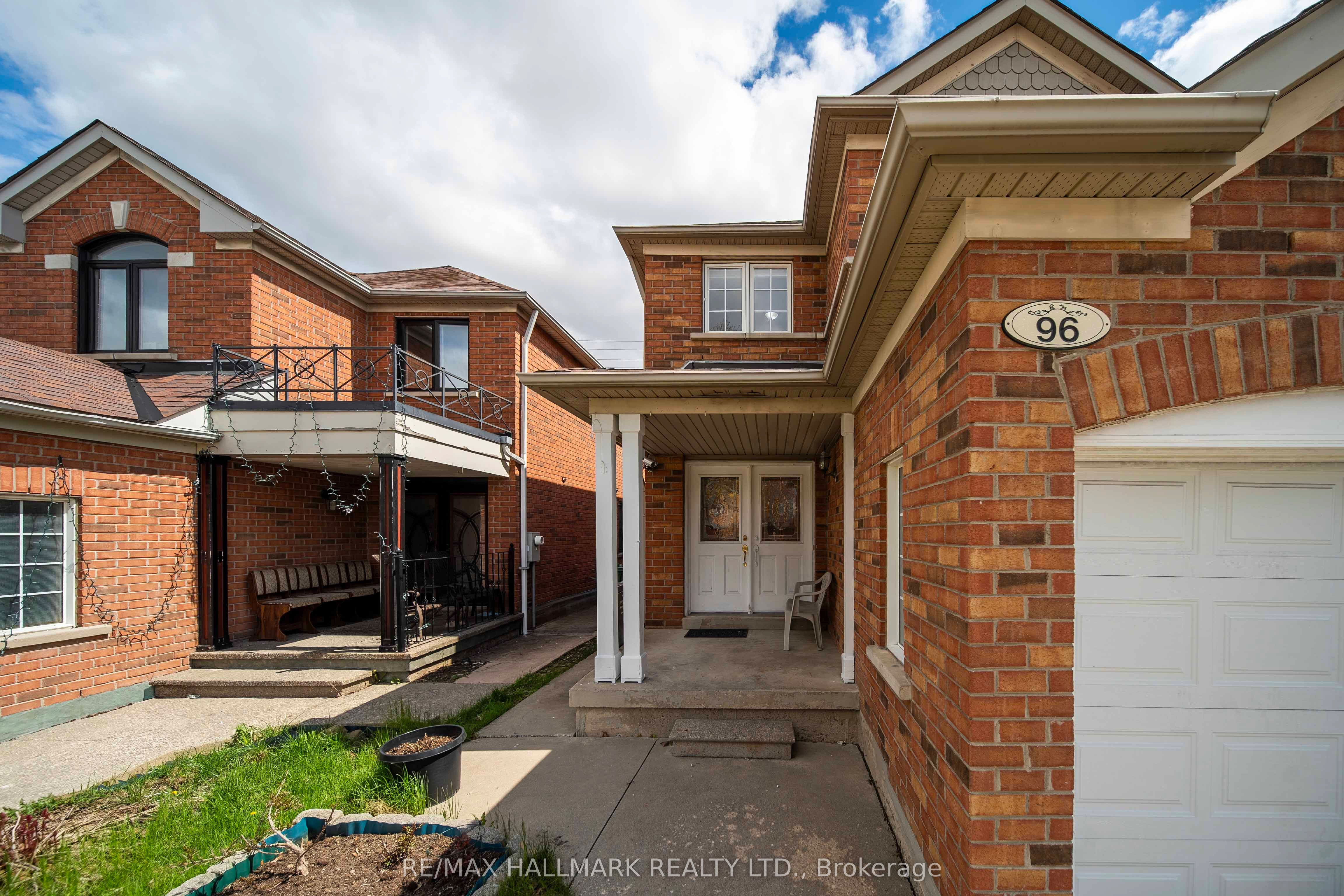 96 Olympia Crescent, Brampton, ON L6X 4W3 photo 3