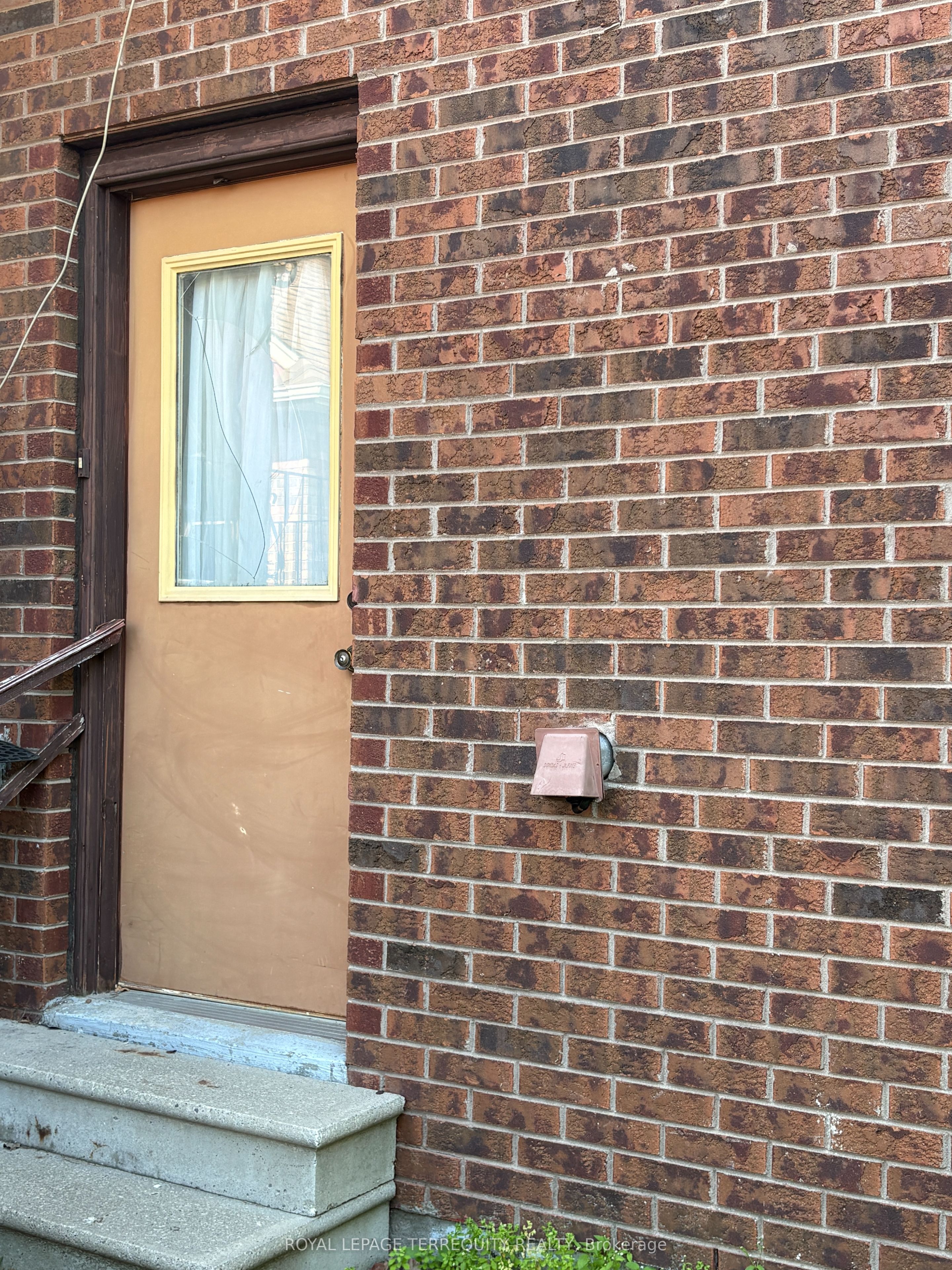 40 MacDonald Street, Toronto, ON M8V 1Y4 photo 5