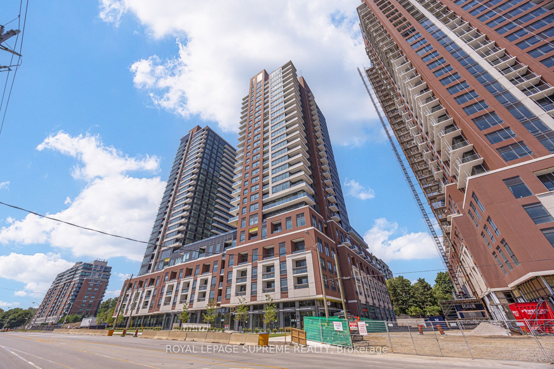 4010 Eglinton Avenue W 215, Toronto, ON M9A 0G5 photo 5