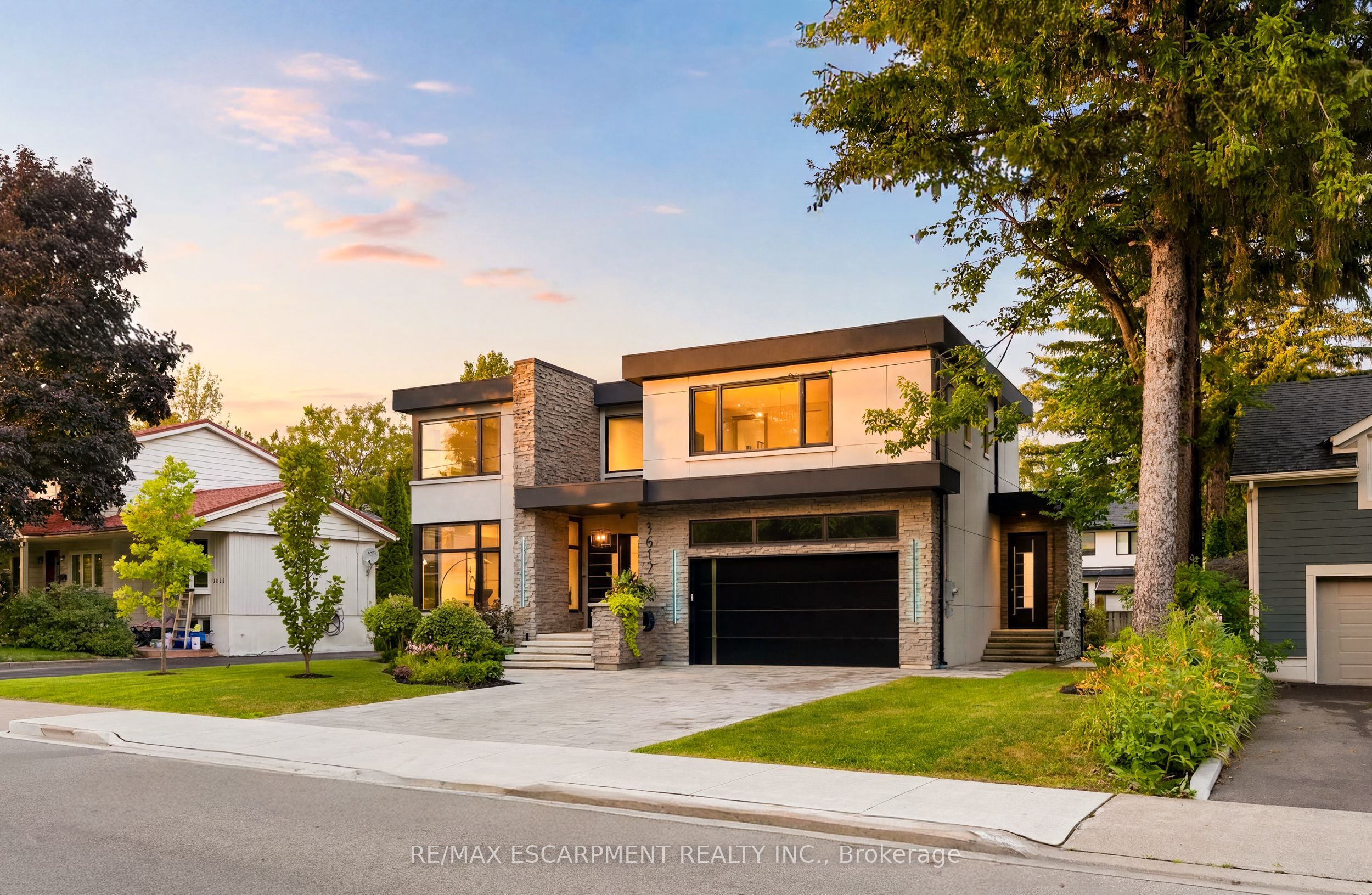 1617 Trotwood Avenue, Mississauga, ON L5G 3Z8 photo 5