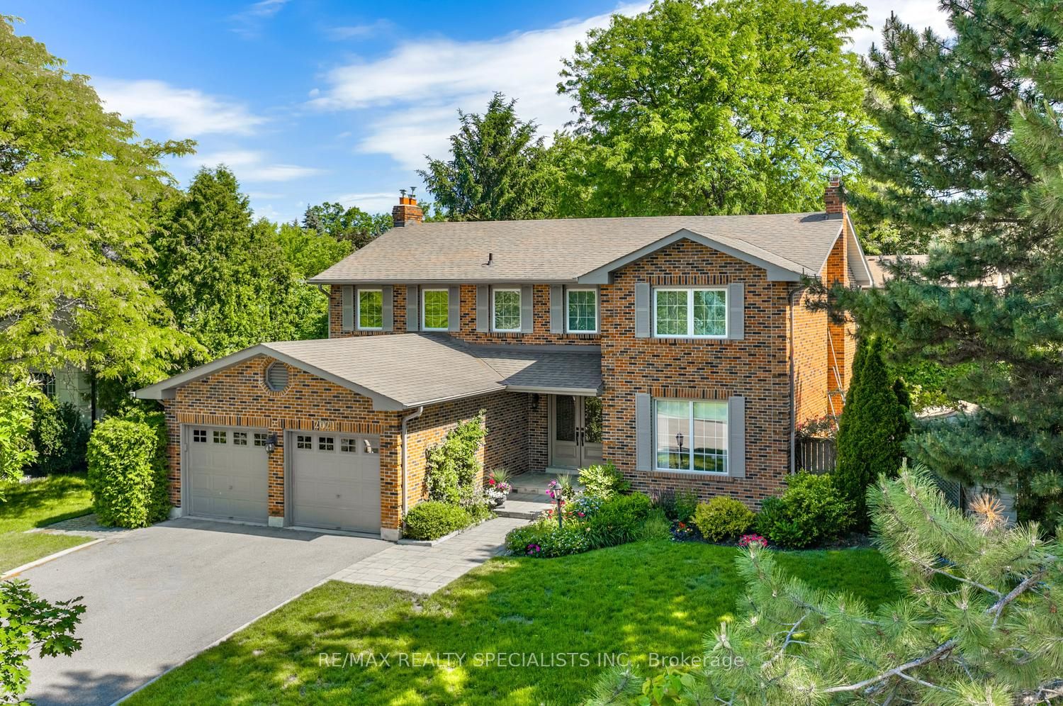2021 Shawanaga Trail, Mississauga, ON L5H 3Z3 photo 3
