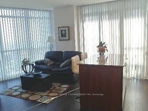 5 Valhalla Inn Road W 1907, Toronto, ON M9B 0B1 photo 2