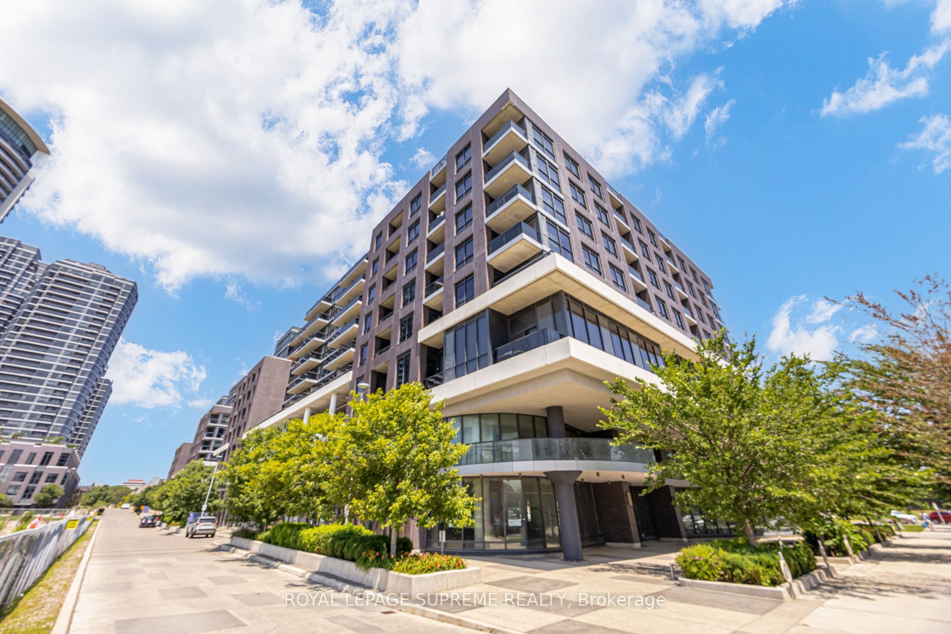 10 Gibbs Road 414, Toronto, ON M9B 6L6 photo 2