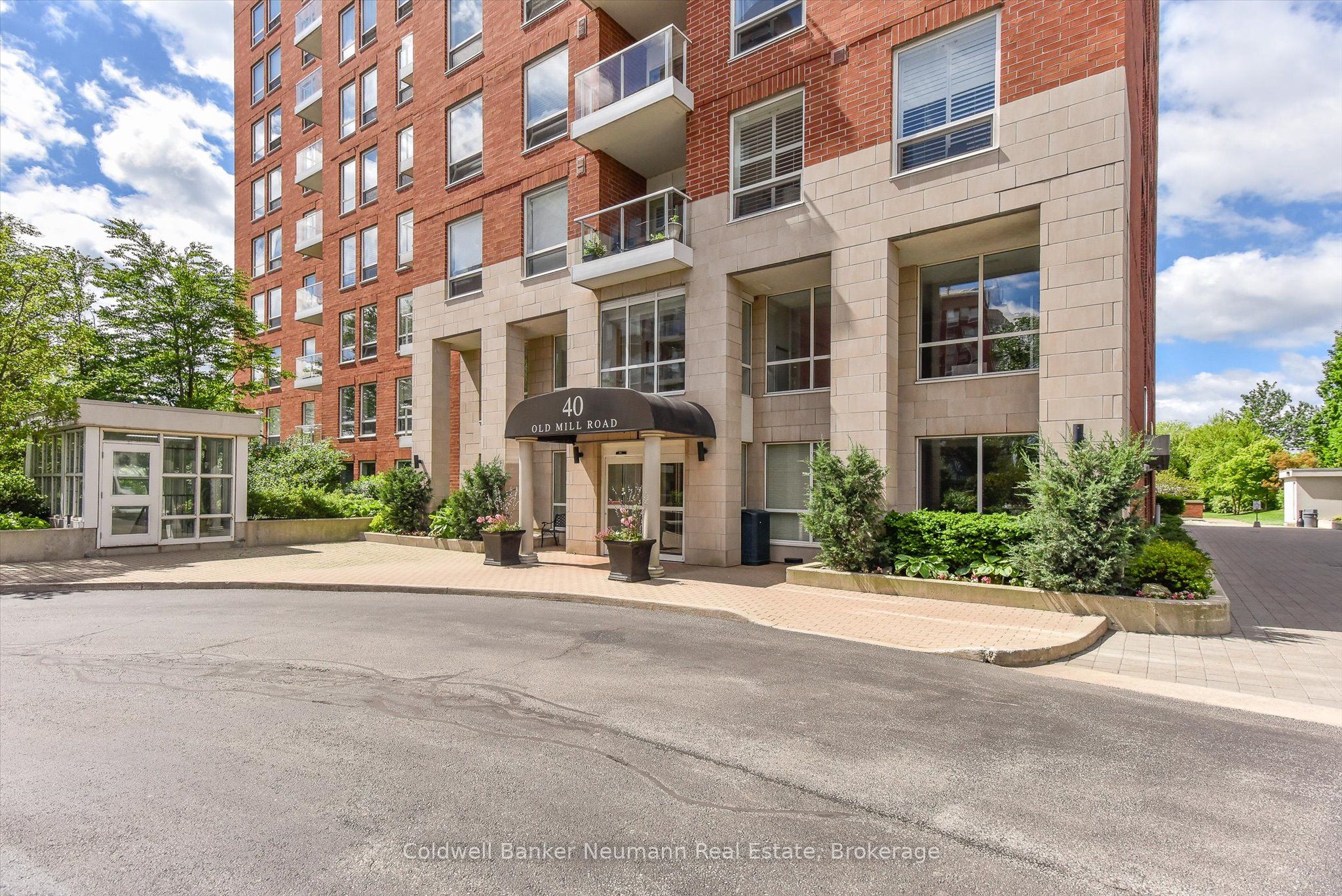 40 Old Mill Road 804, Oakville, ON L6J 7W2