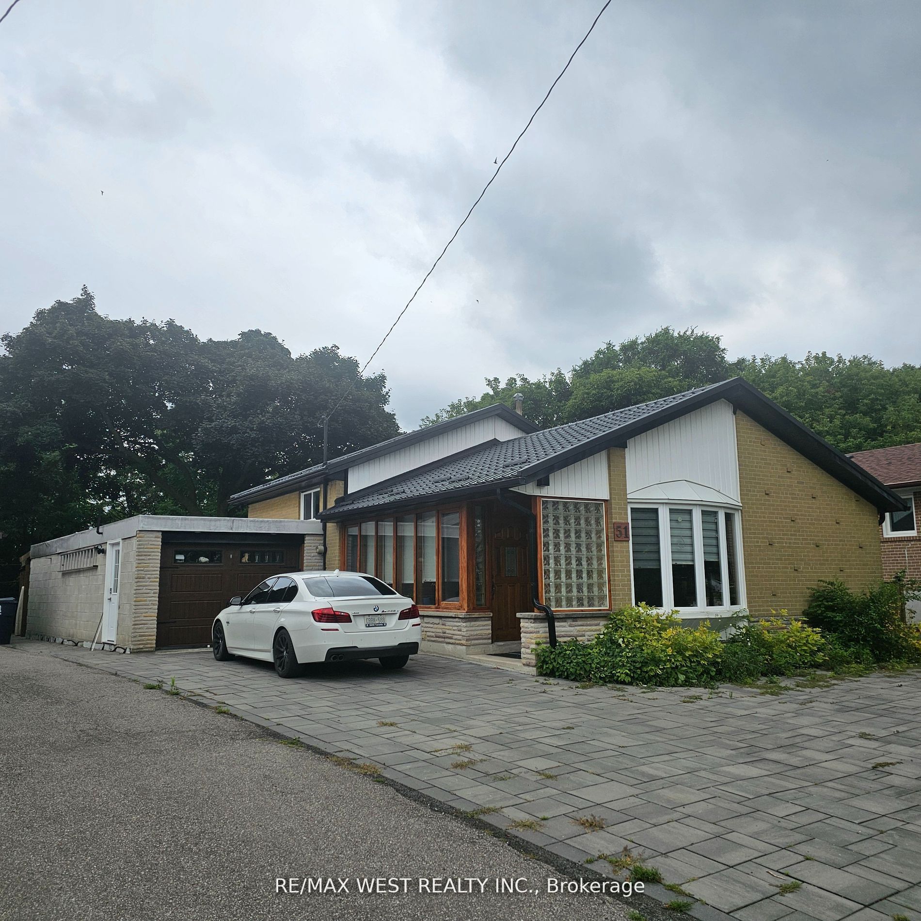 51 Monterrey Drive Upper, Toronto, ON M9V 1S9