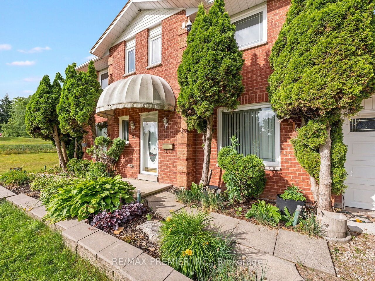 28 Emeline Street, Caledon, ON L7K 0C7 photo 4