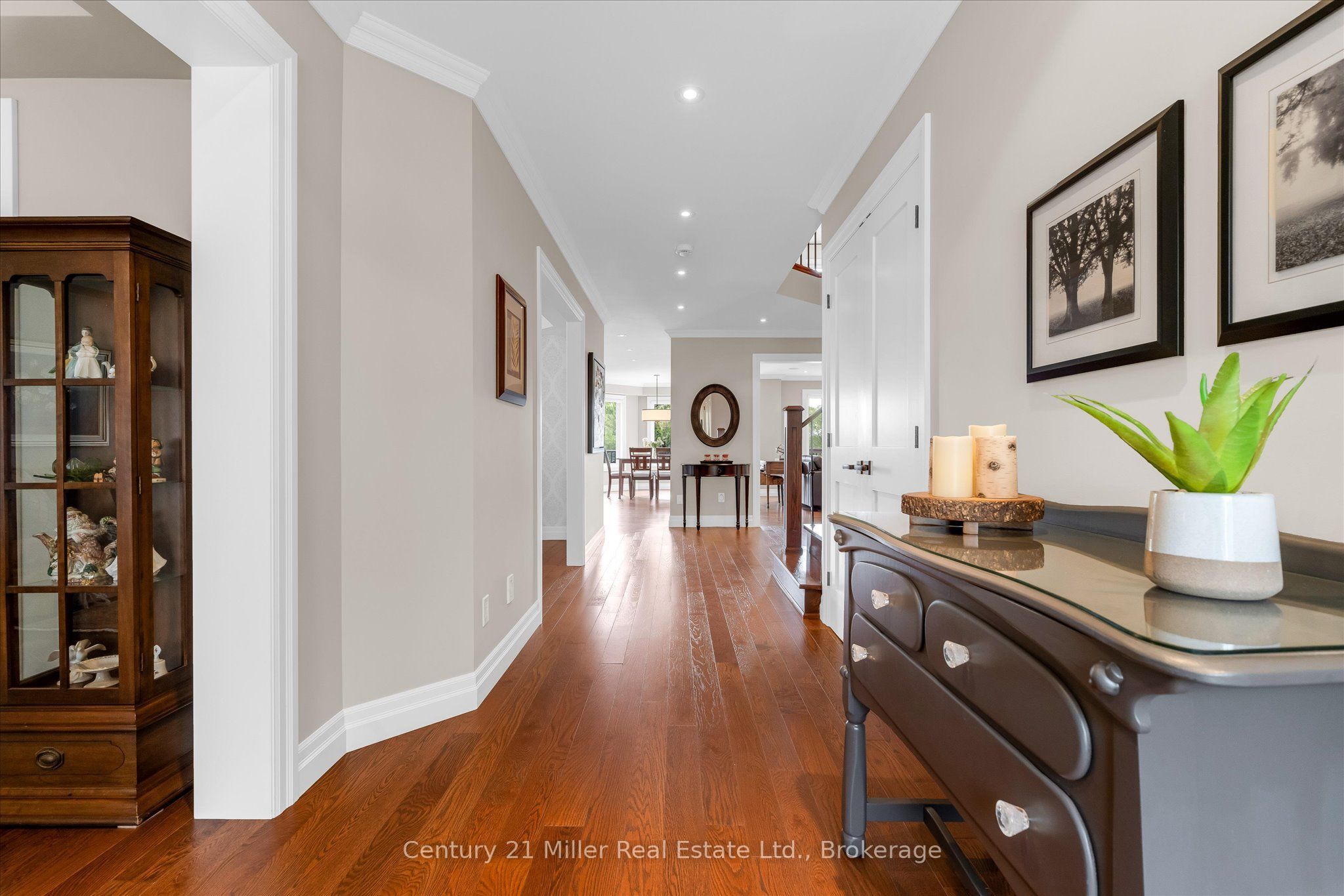1539 Bayshire Drive, Oakville, ON L6H 6E5 photo 3