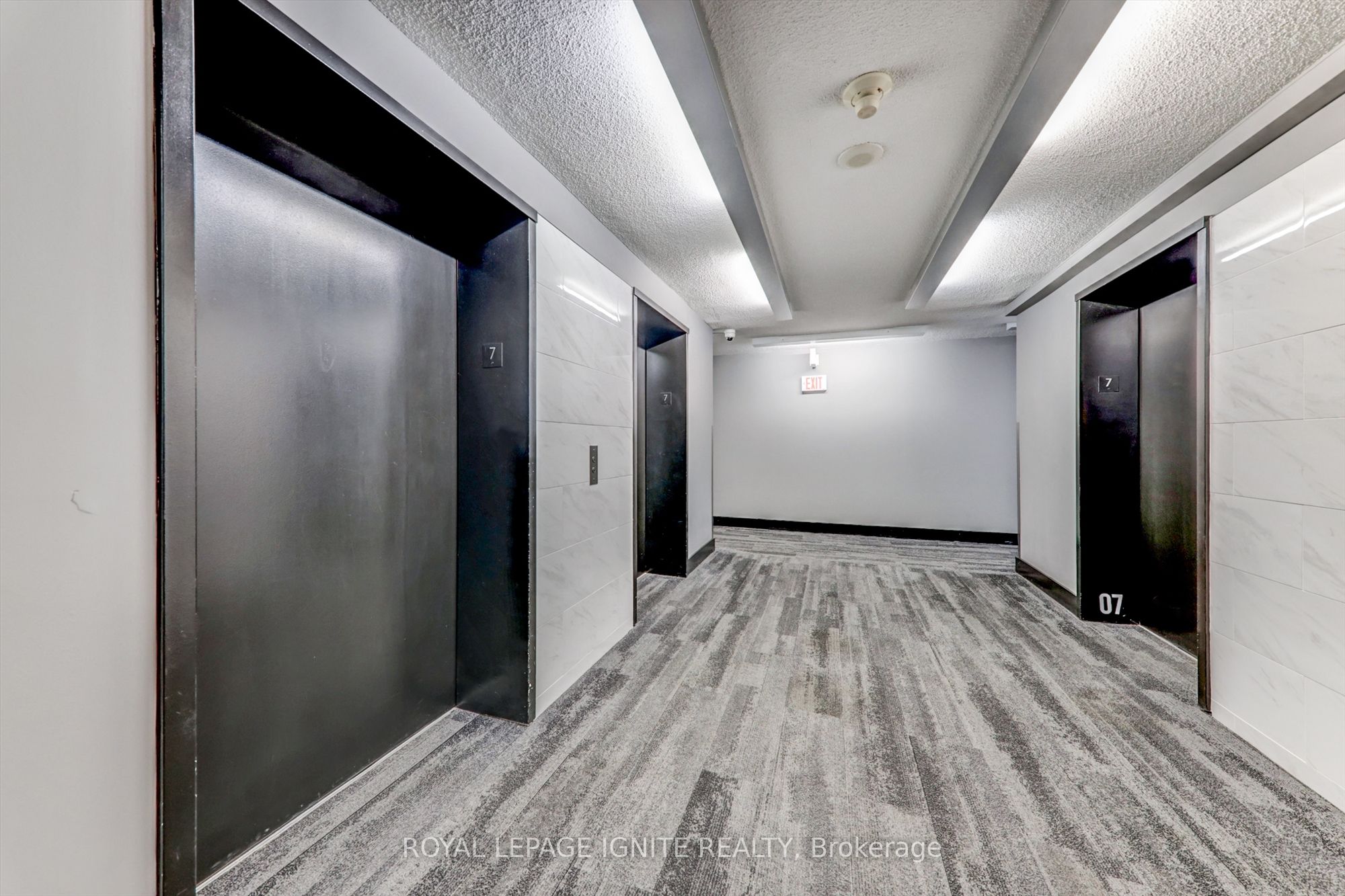 38 Joe Shuster Way 722, Toronto, ON M6K 0A5 photo 5