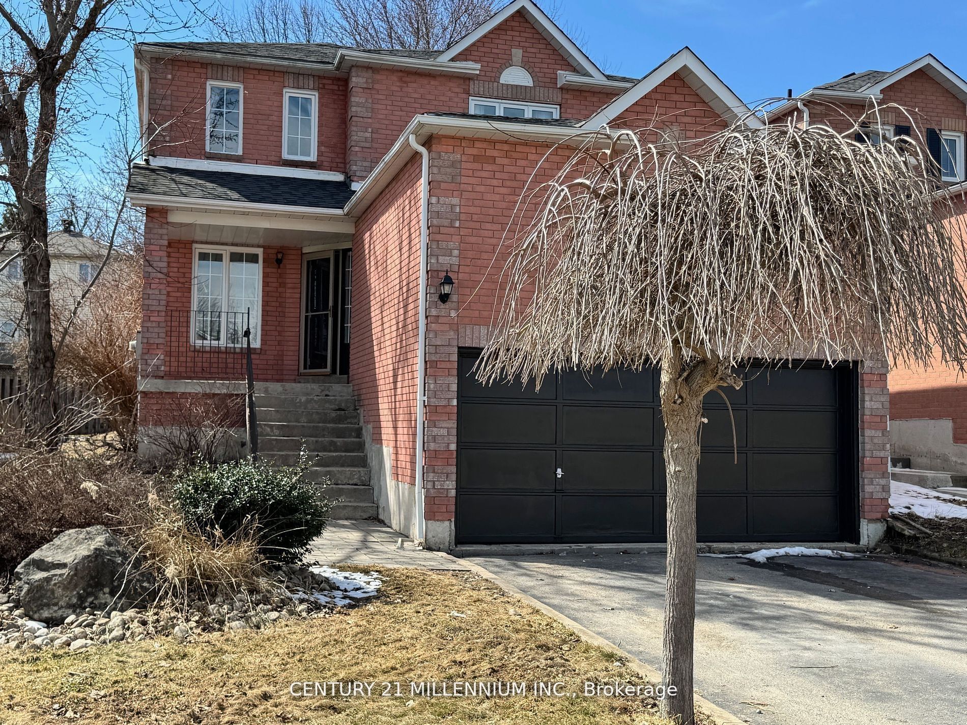 239 Lisa Marie Drive, Orangeville, ON L9W 4P6 photo 2